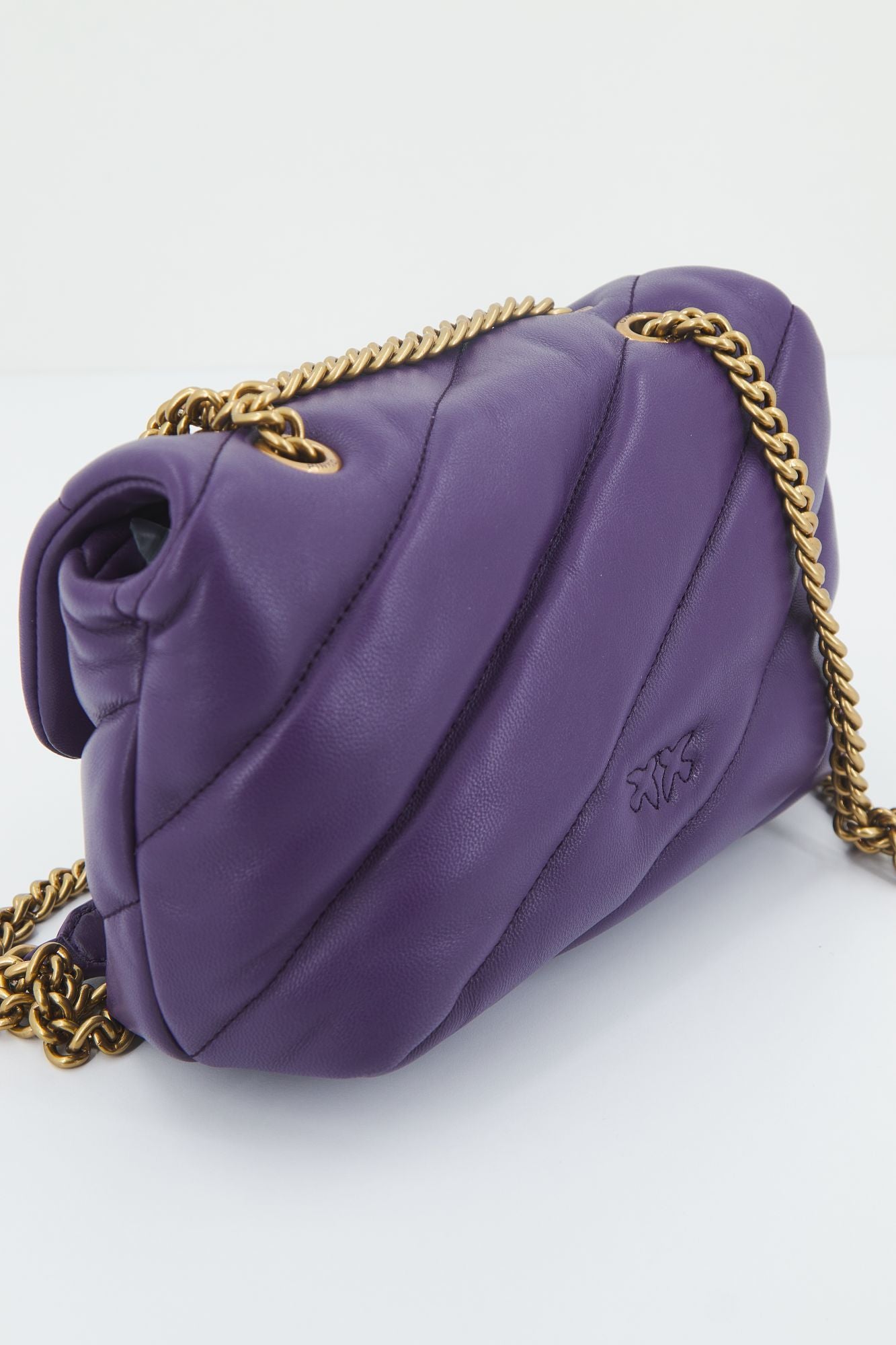 PINKO LOVE MINI PUFF CL SHEEP en color VIOLETA (2)