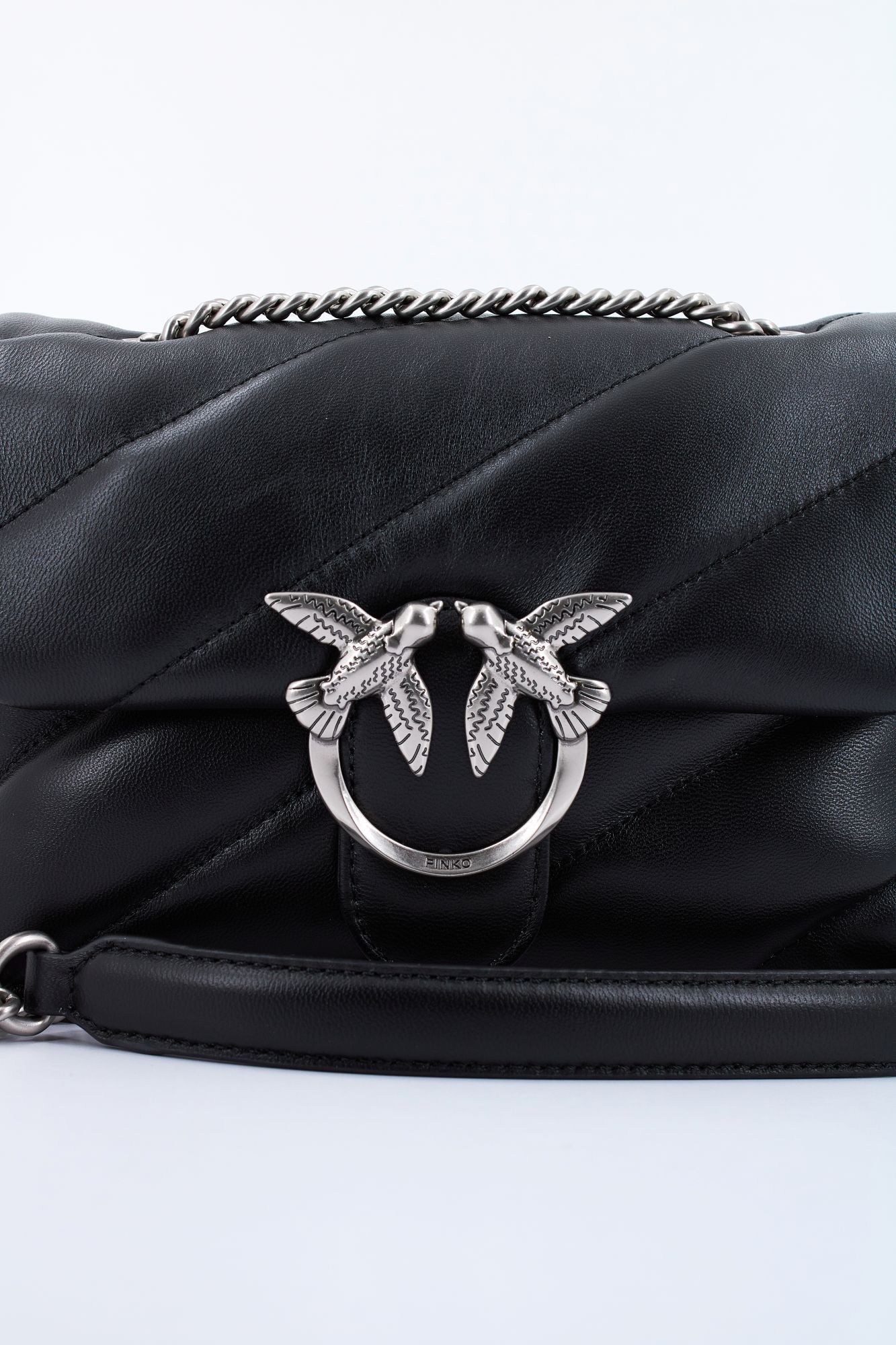 PINKO LOVE MINI PUFF CL SHEEP en color NEGRO (4)