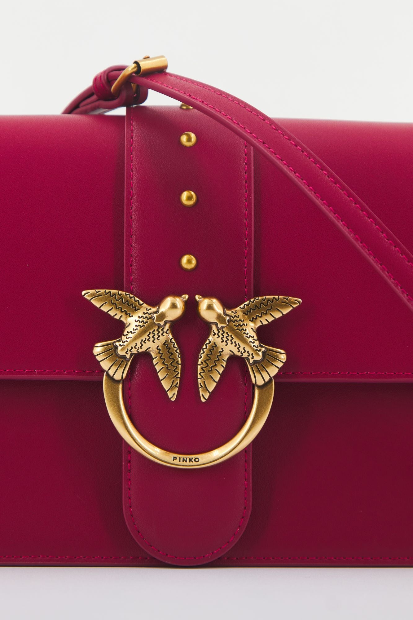 PINKO LOVE ONE CLASSIC CL VIT en color BURDEOS (4)