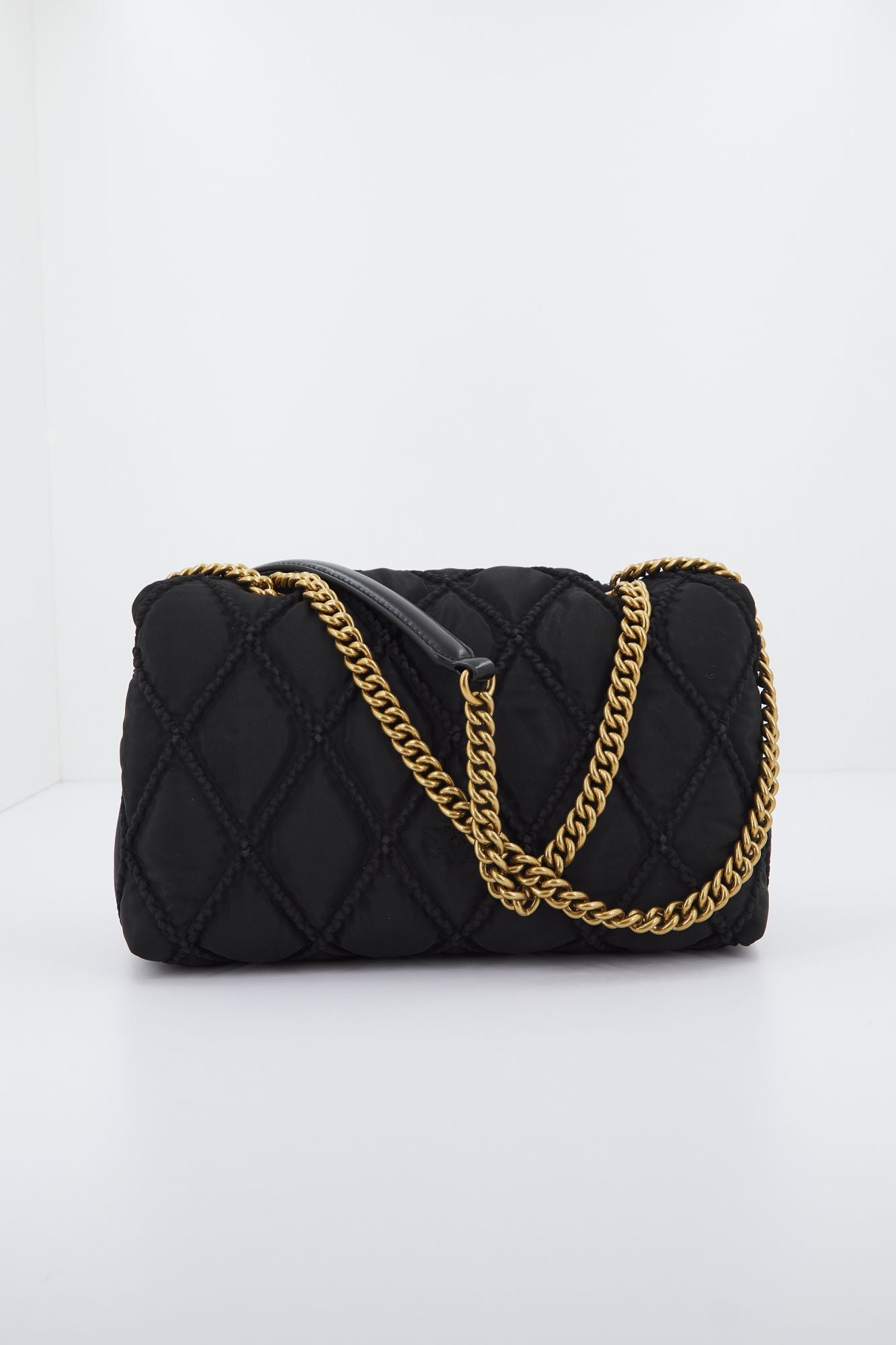 PINKO LOVE CLASSIC PUFF CL en color NEGRO (3)