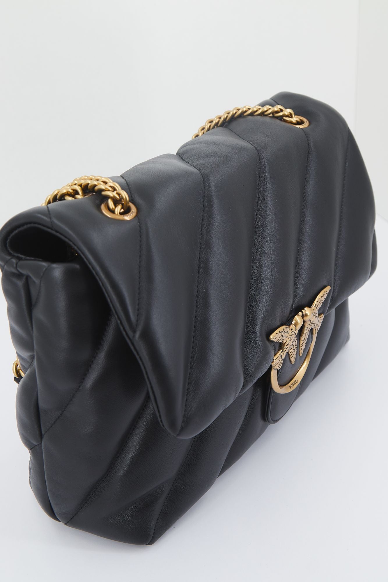 PINKO LOVE PUFF BIG CL SHEEP en color NEGRO (3)