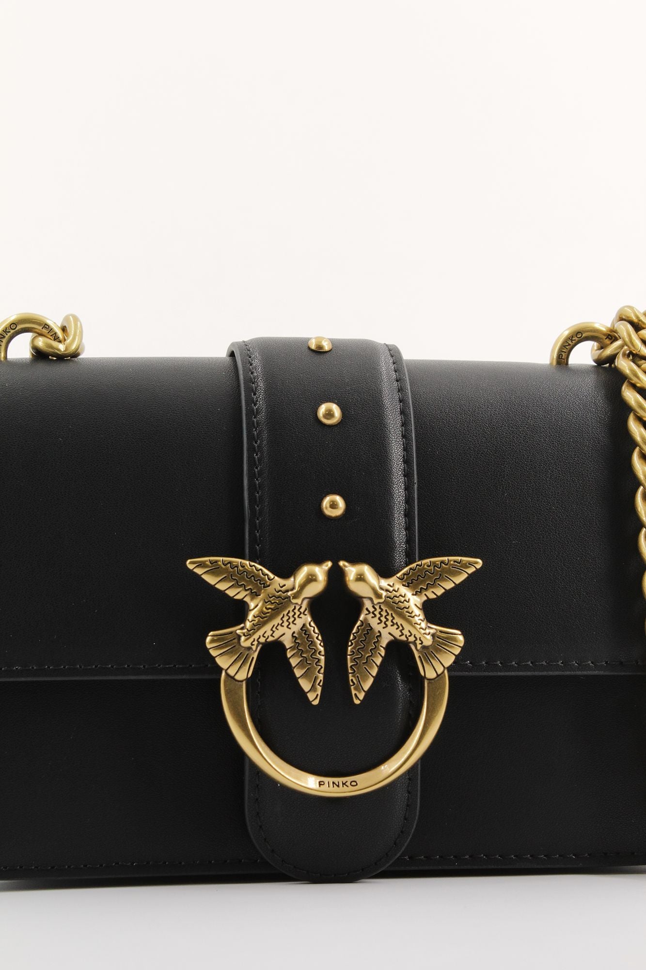 PINKO LOVE ONE MINI C VITELLO en color NEGRO (4)