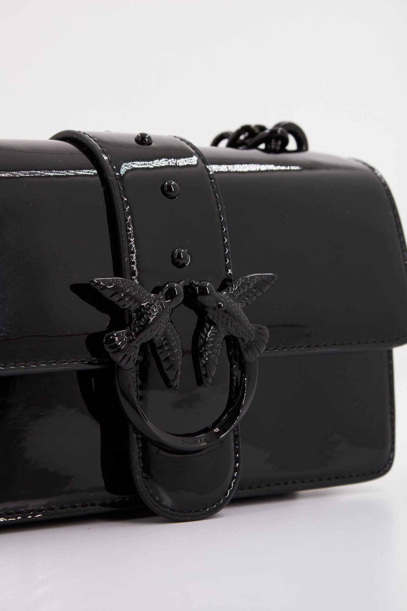 PINKO LOVE ONE MINI CL VITELL en color NEGRO (4)