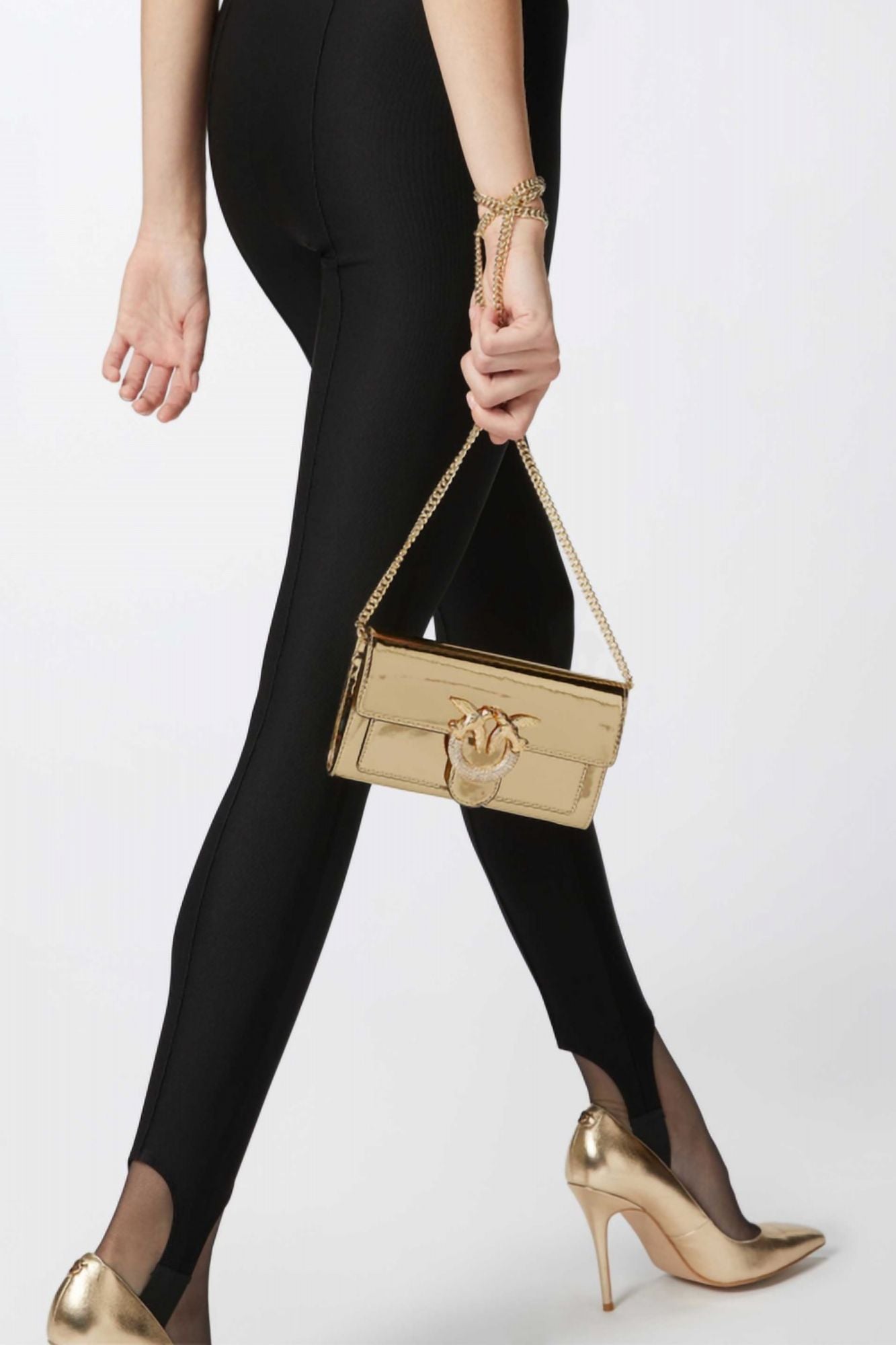 PINKO LOVE ICON WALLET C en color ORO (4)