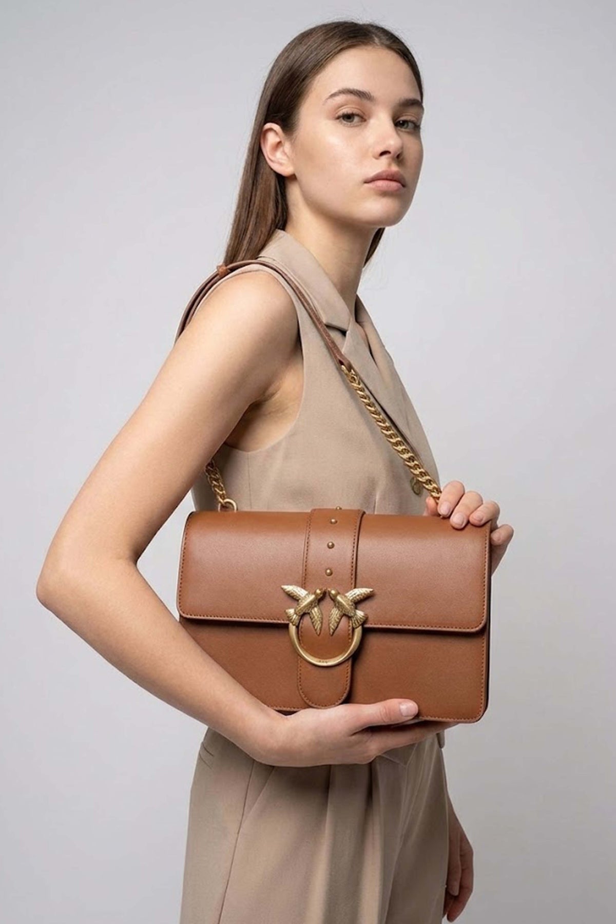 PINKO LOVE ONE CLASSIC ST. CL en color MARRON (1)