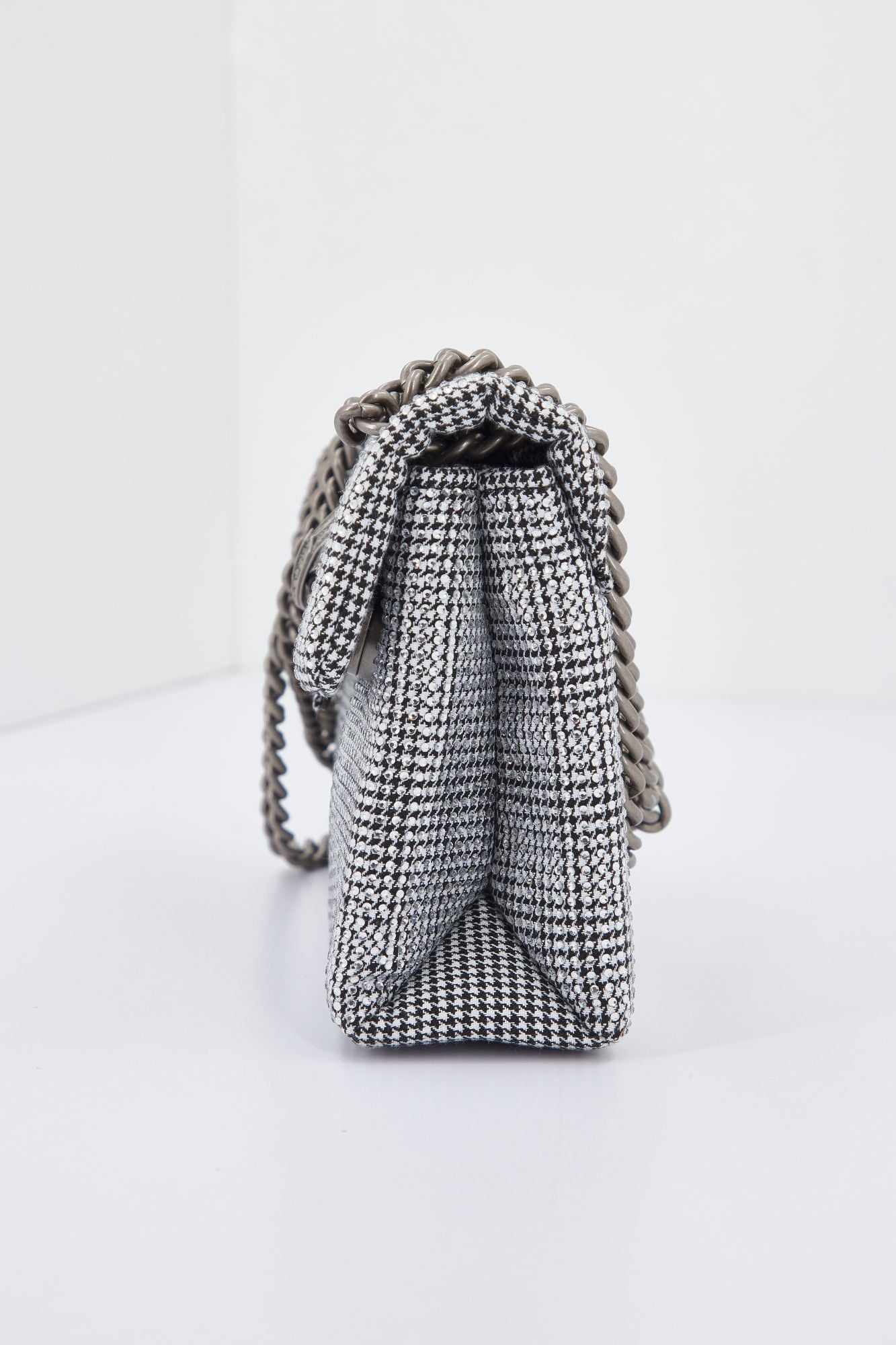 KURT GEIGER LONDON FABRIC MINI KENSINGTON en color PLATA (3)