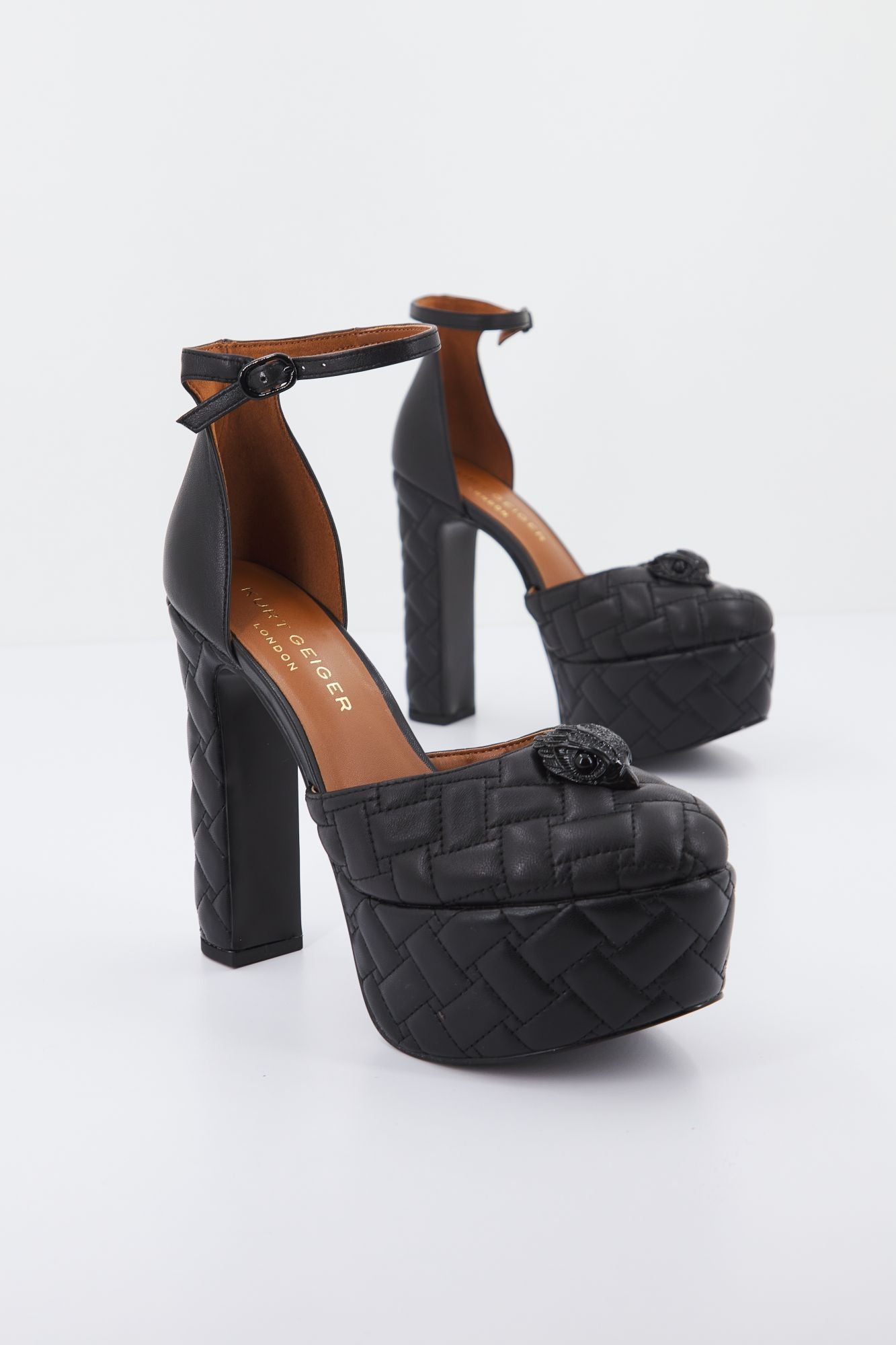 KURT GEIGER LONDON KENSINGTON PLATFORM en color NEGRO (1)