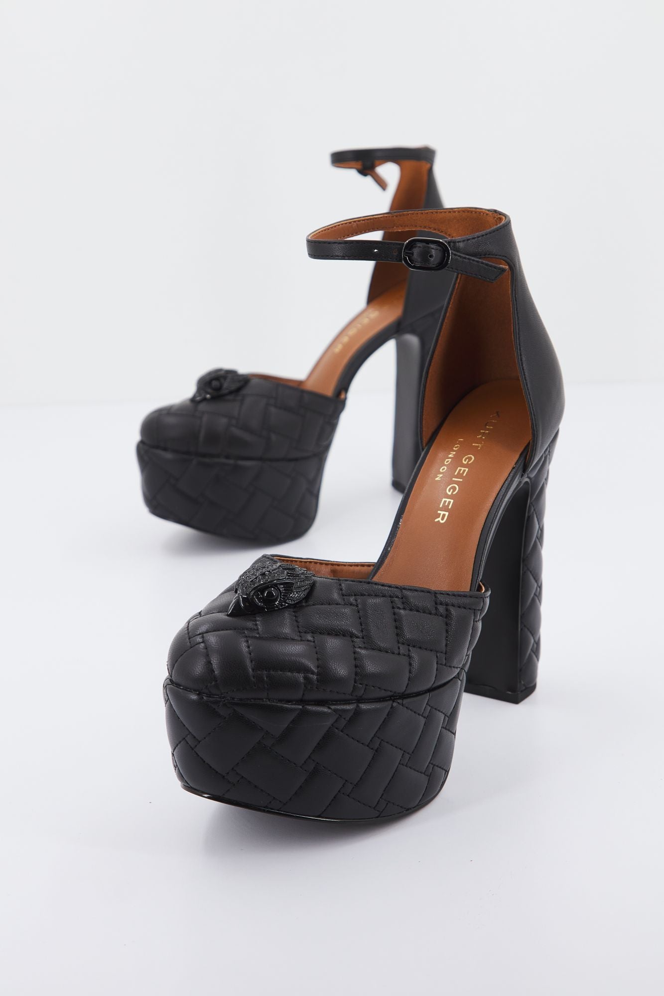 KURT GEIGER LONDON KENSINGTON PLATFORM en color NEGRO (4)