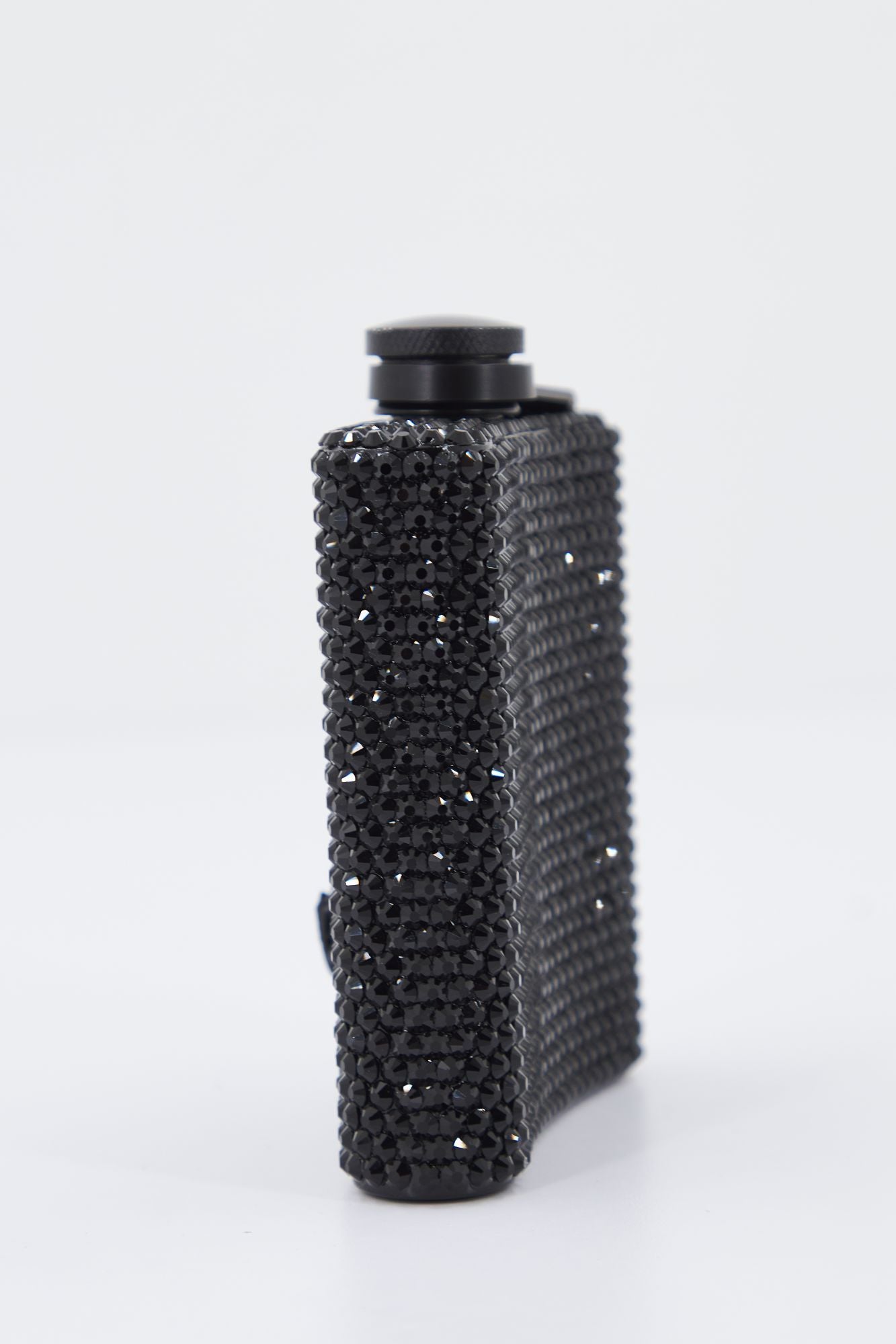 KURT GEIGER LONDON CRYSTAL FLASK en color NEGRO (2)