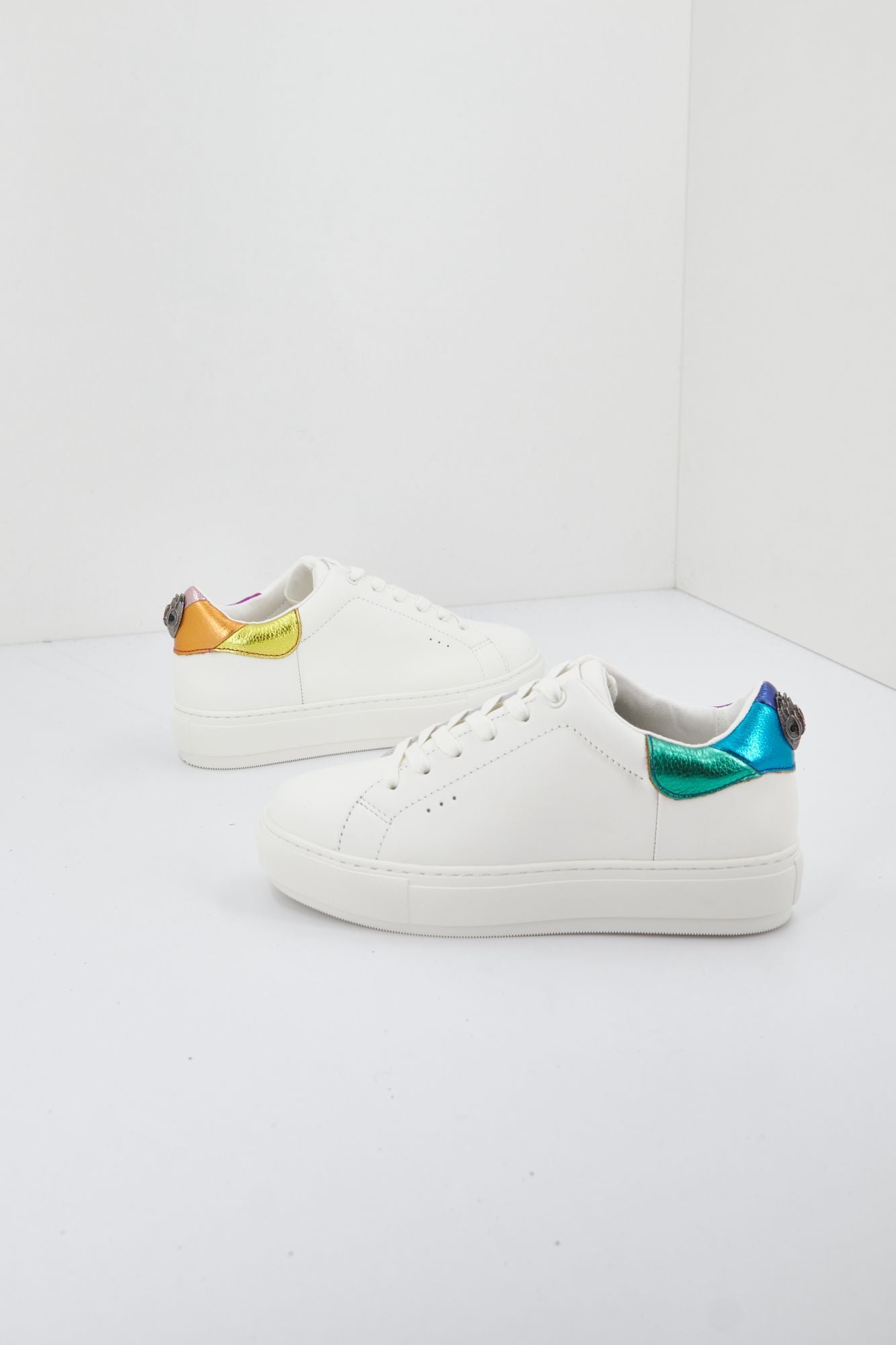KURT GEIGER LONDON LANEY EAGLE en color BLANCO (1)