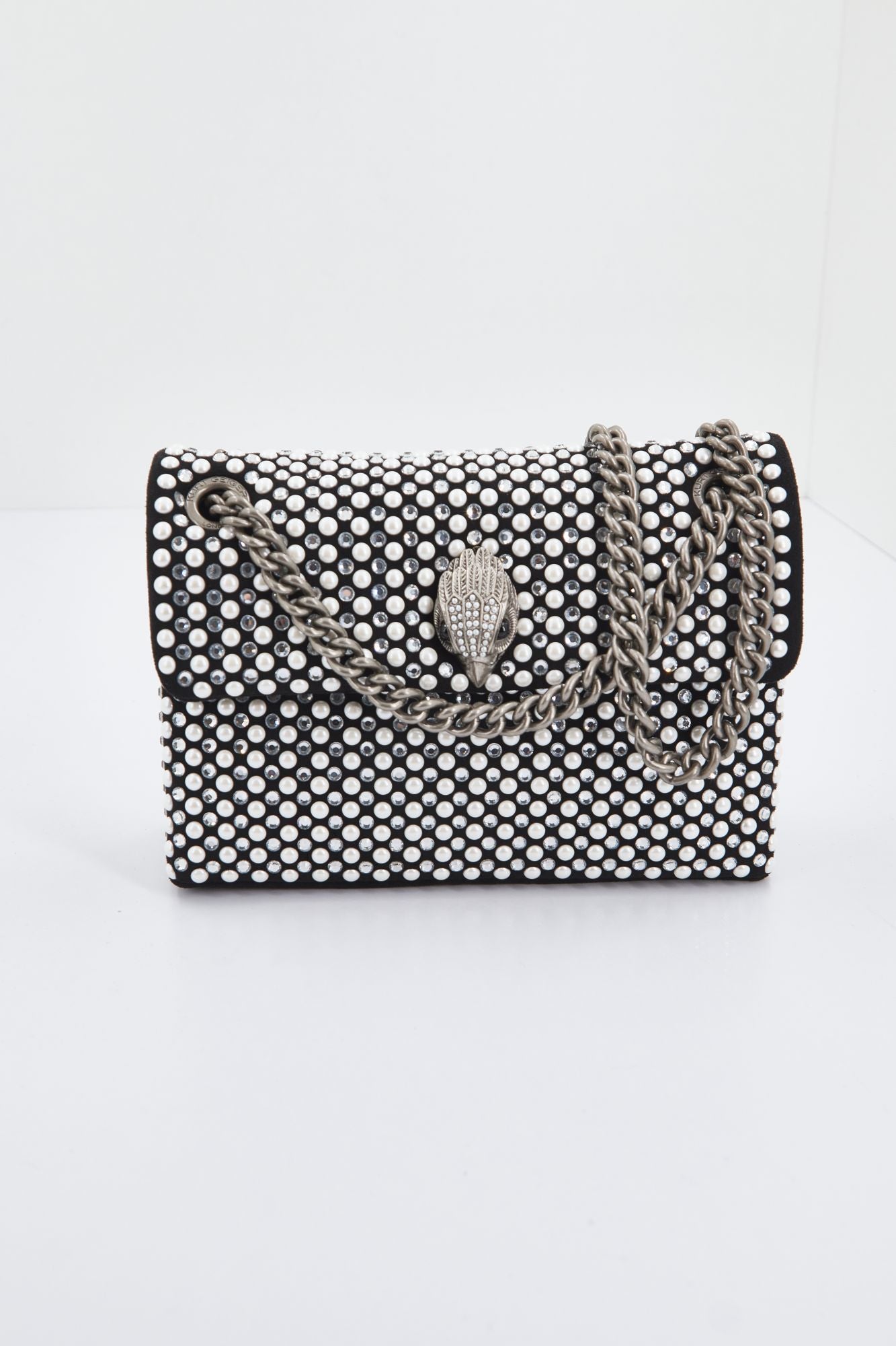 KURT GEIGER LONDON FABRIC MINI KENSINGTON en color NEGRO (1)