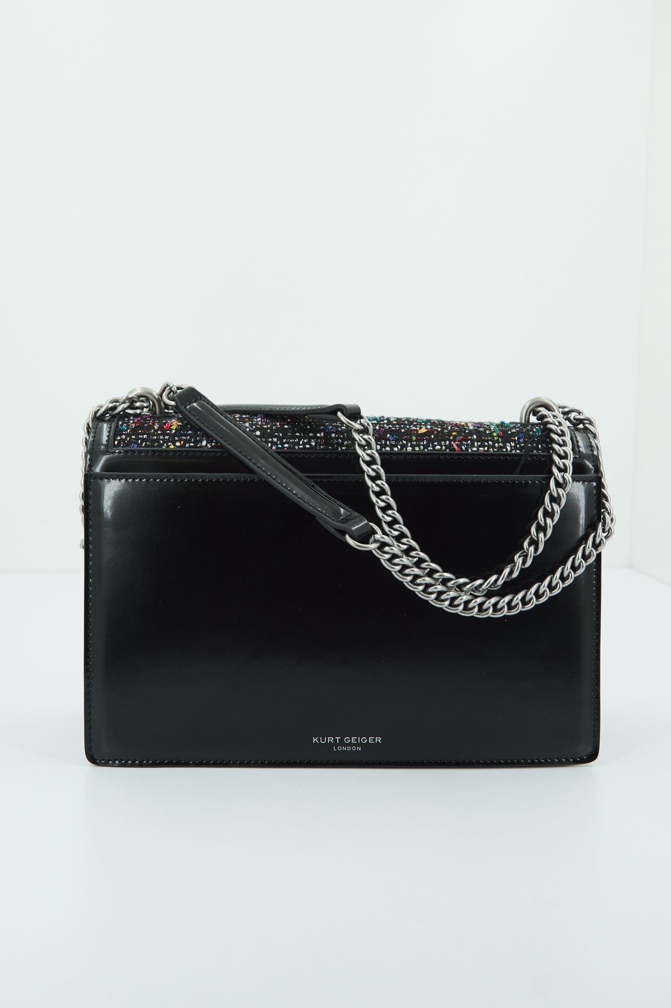 KURT GEIGER LONDON LG SHOREDITCH CROSS BOD en color NEGRO (3)