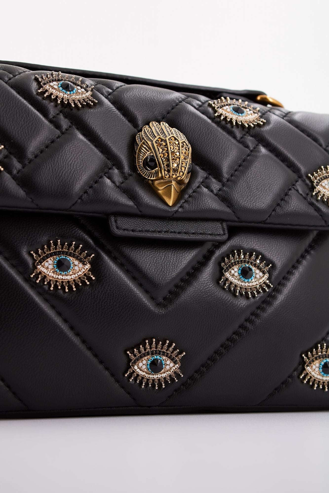 KURT GEIGER LONDON MD KENSINGTON BAG EYE en color NEGRO (4)