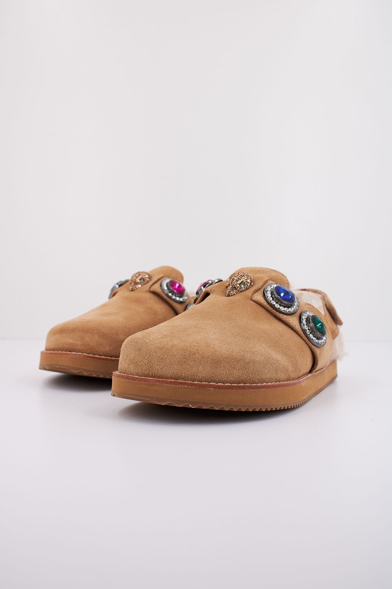 KURT GEIGER LONDON OCTAVIA CASUAL SLING MULE en color MARRON CLARO (2)