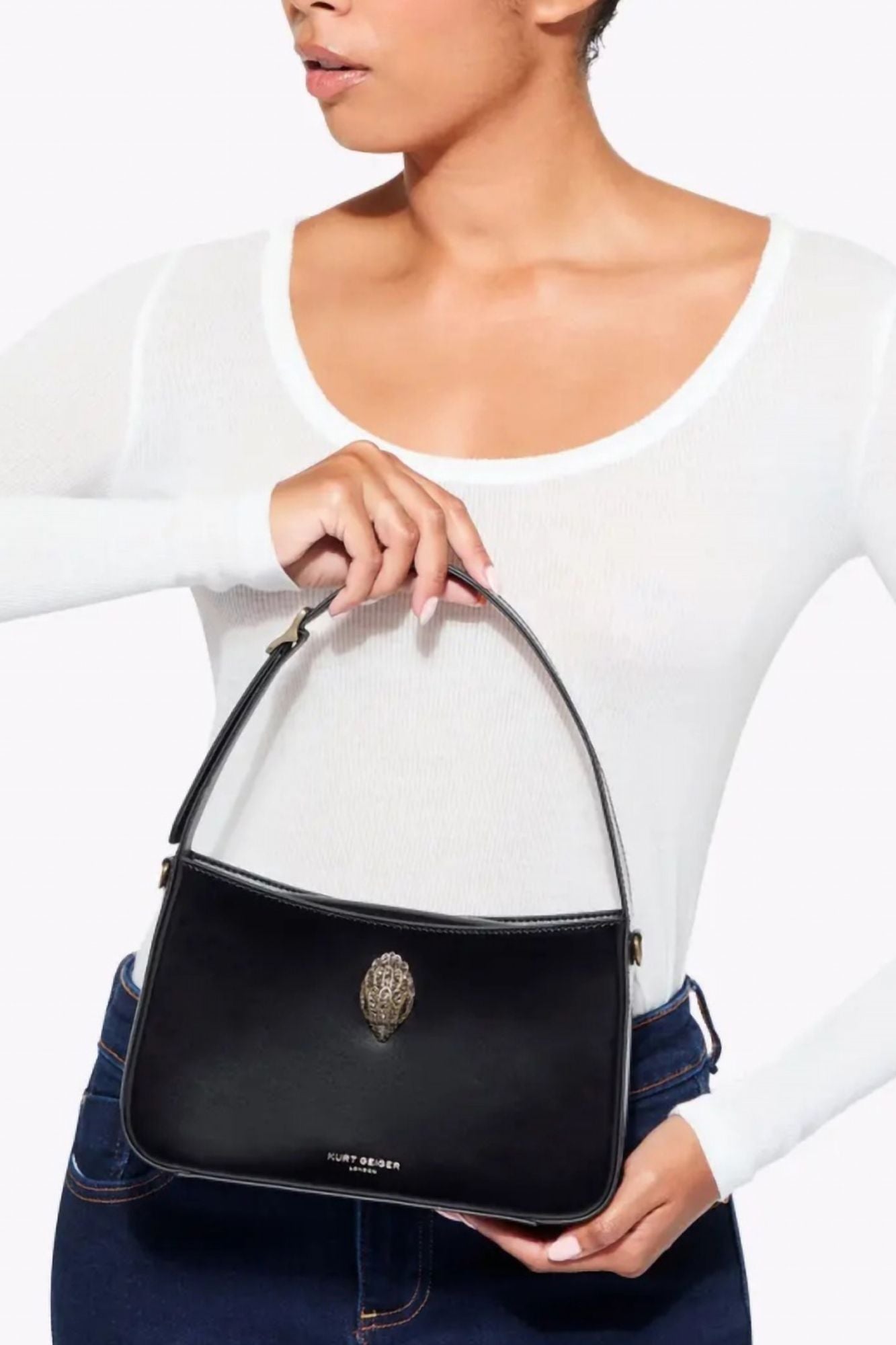 KURT GEIGER LONDON BOND SHOULDER BAG en color NEGRO (4)