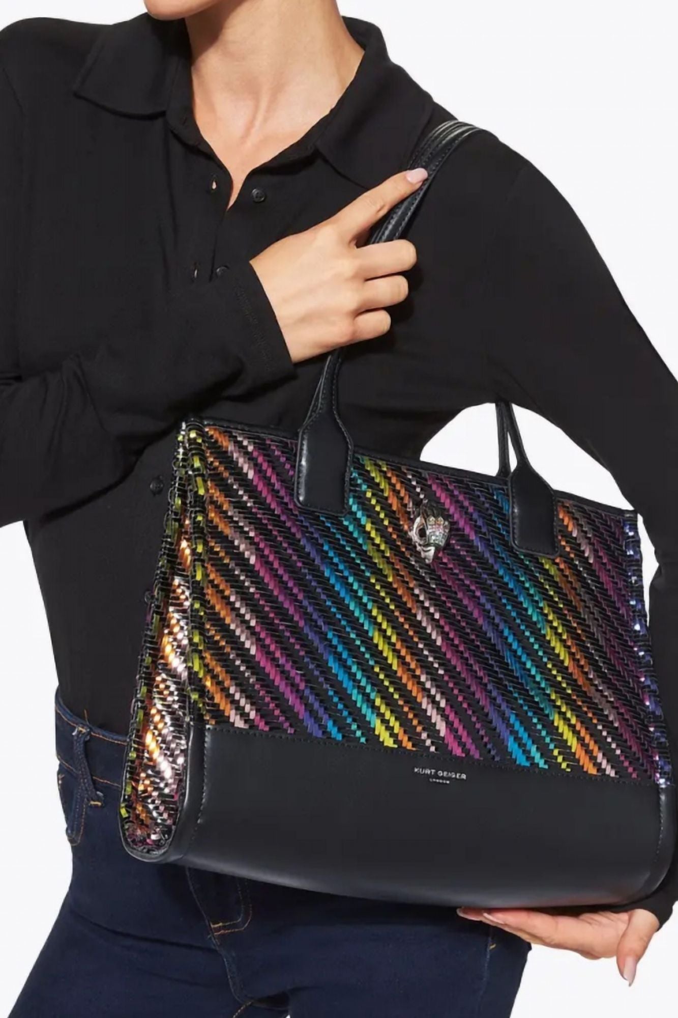 KURT GEIGER LONDON SM KENSINGTON SQ TOTE en color NEGRO (5)