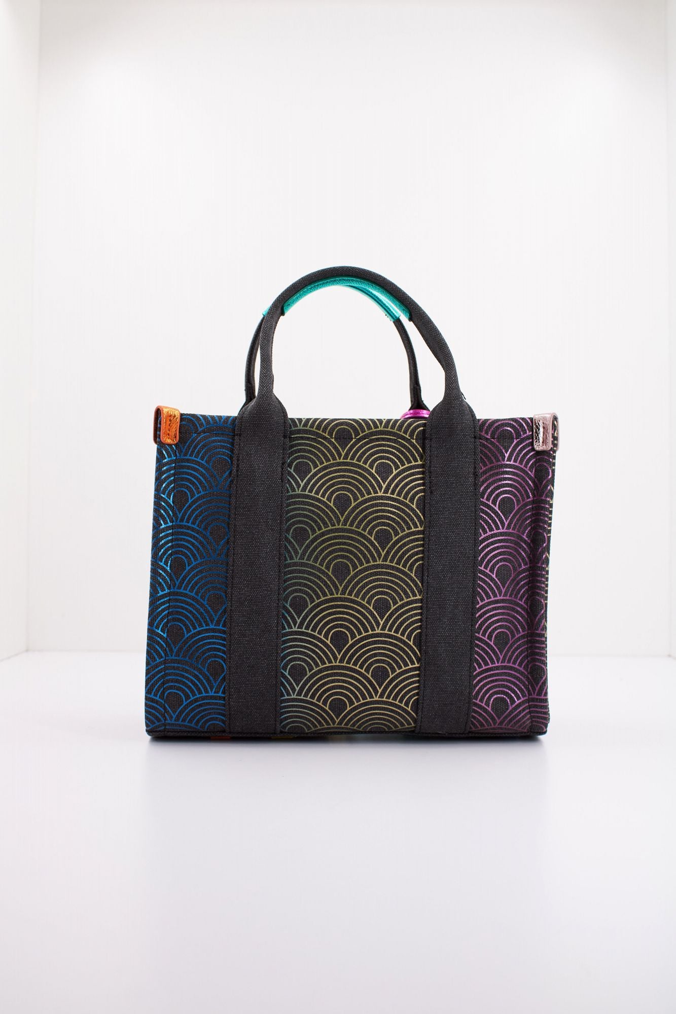 KURT GEIGER LONDON SMALL SOUTHBANK TOTE en color NEGRO (3)
