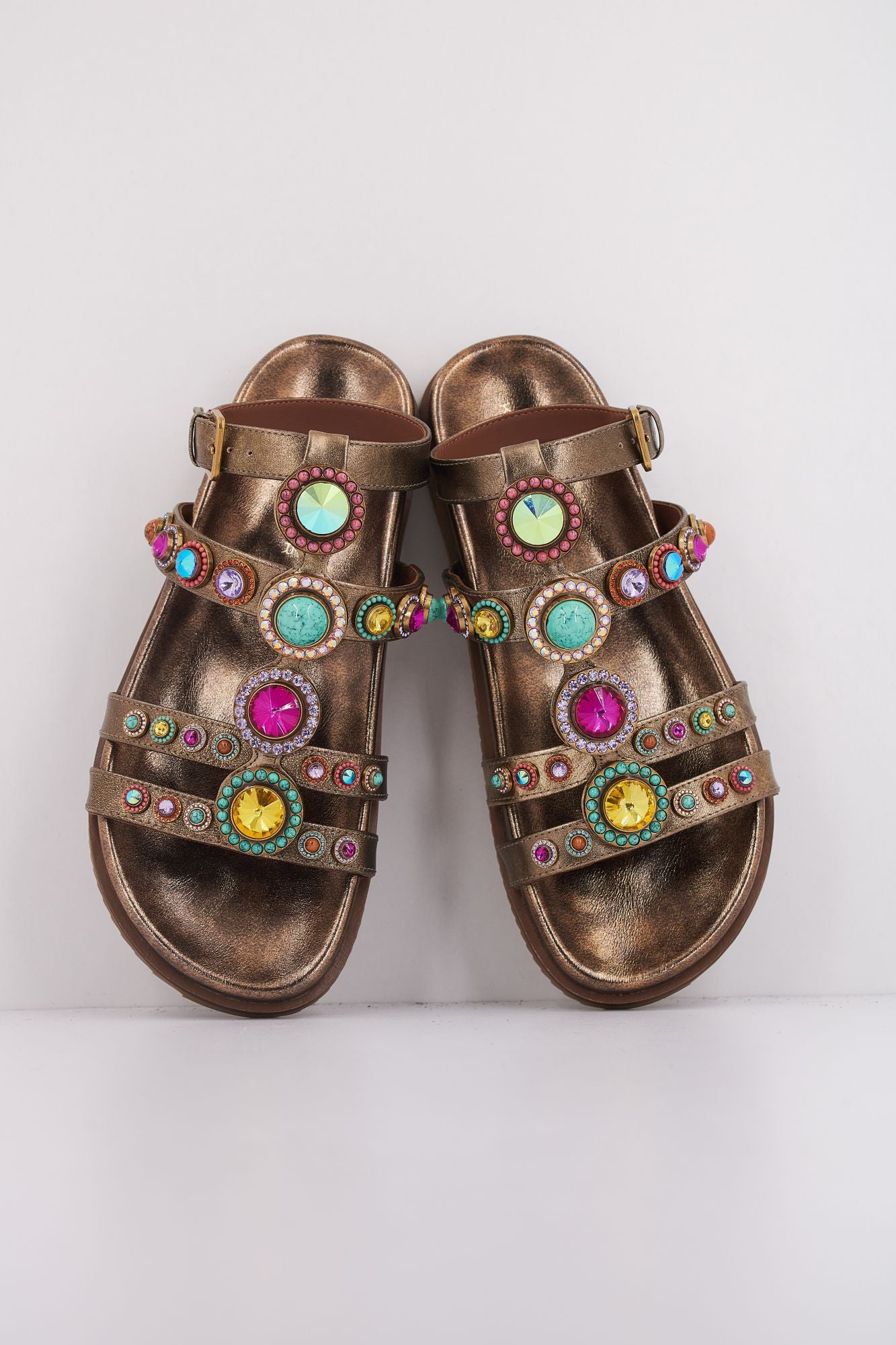 KURT GEIGER LONDON OCTAVIA FLEXI GLADIATOR en color ORO (3)