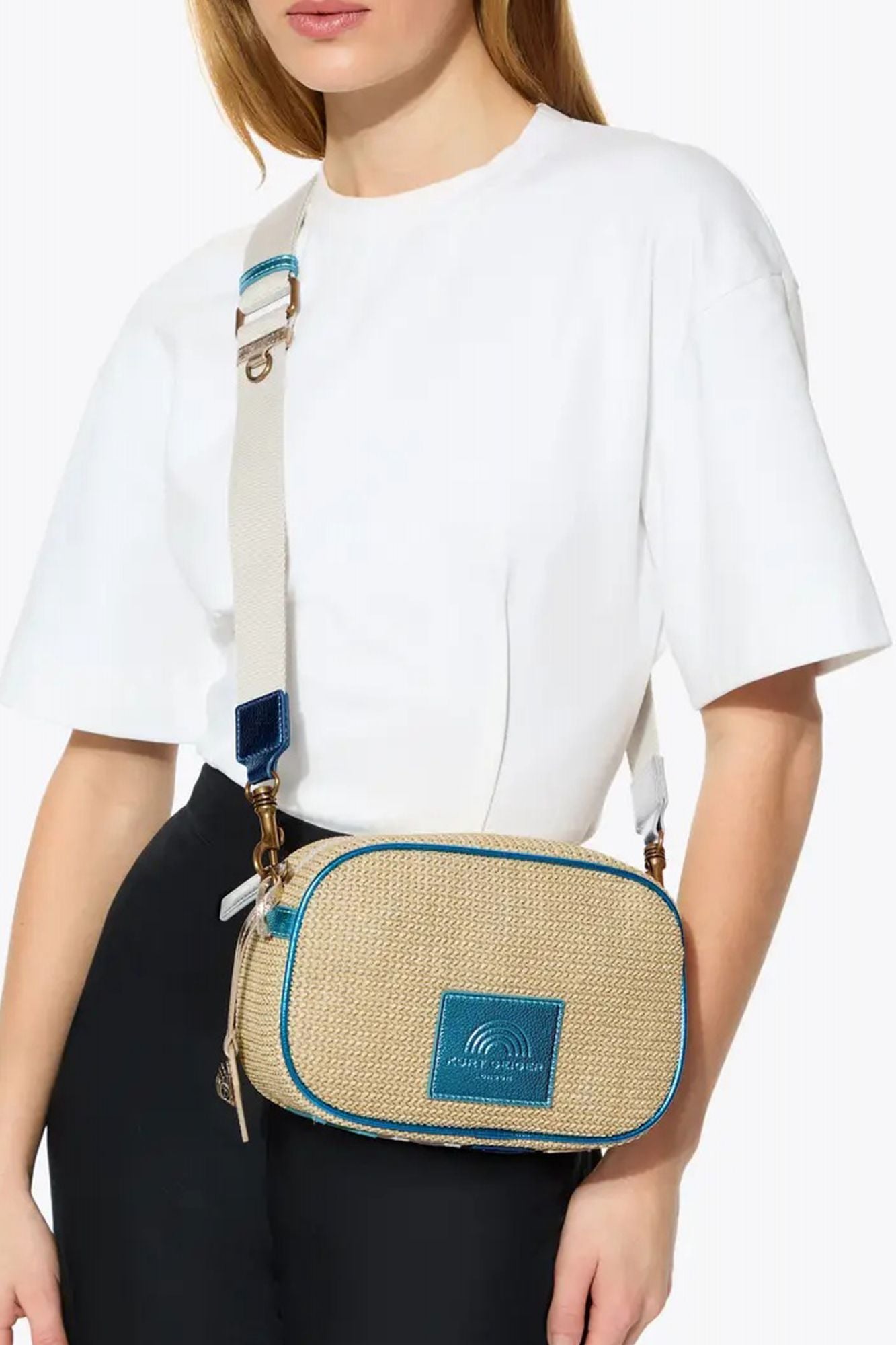 KURT GEIGER LONDON SOUTHBANK CAMERA BAG KUR en color AZUL (2)