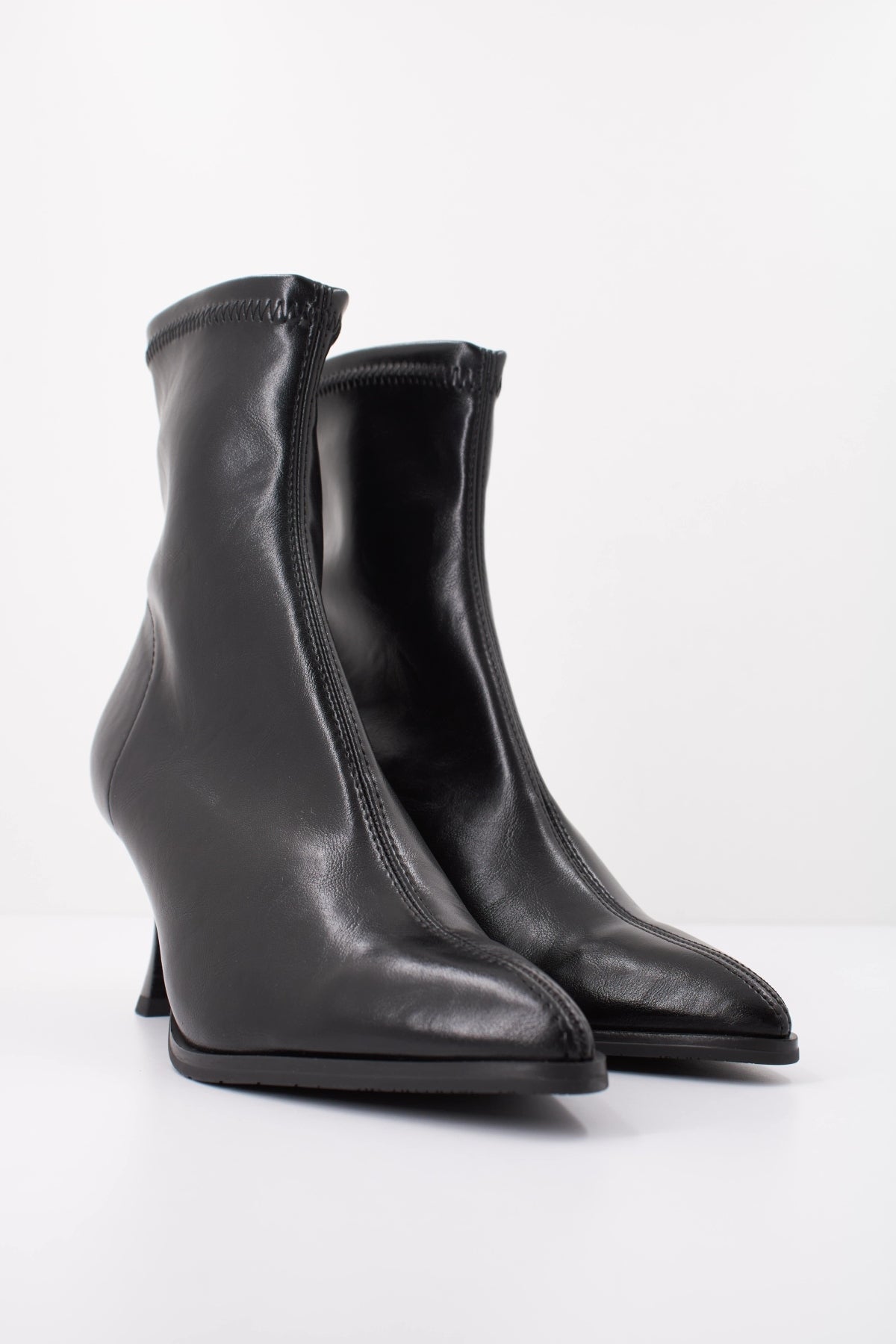 MISS ELASTIC BOTIN ZETA PLUS WOW en color NEGRO (2)