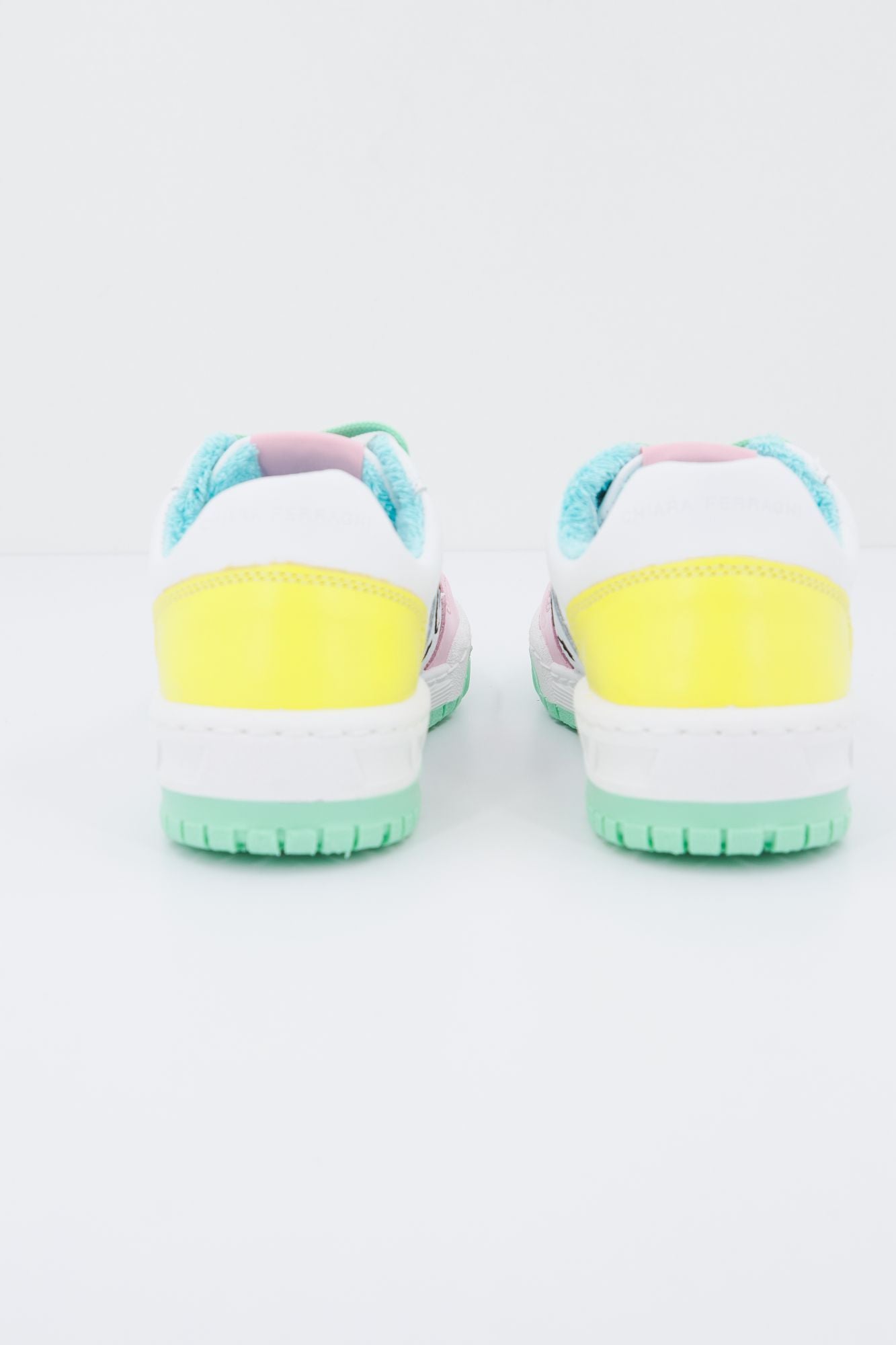 CHIARA FERRAGNI CF3003 en color BLANCO (3)