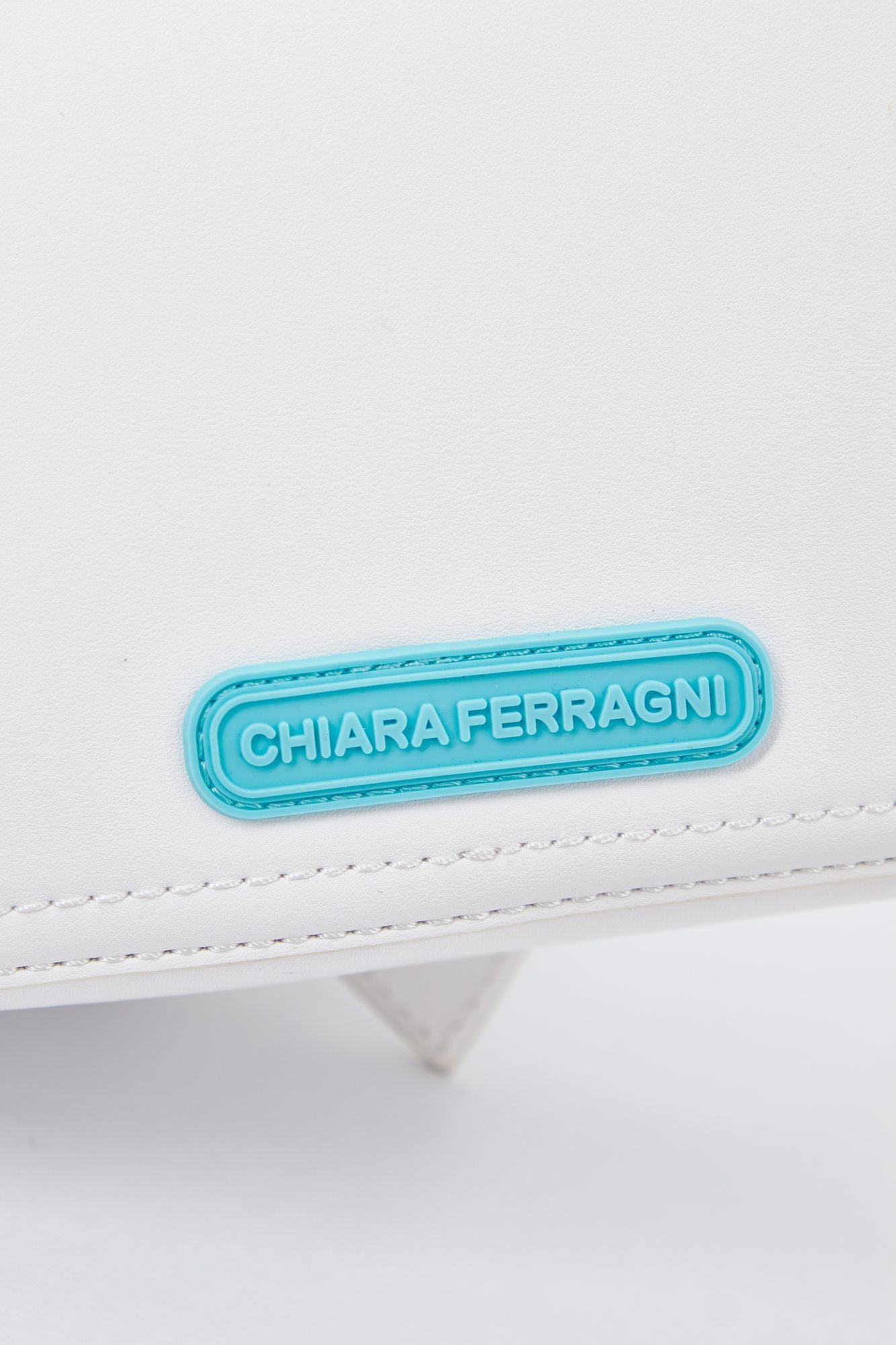 CHIARA FERRAGNI 74SB4BA5 ZS517 en color BLANCO (4)