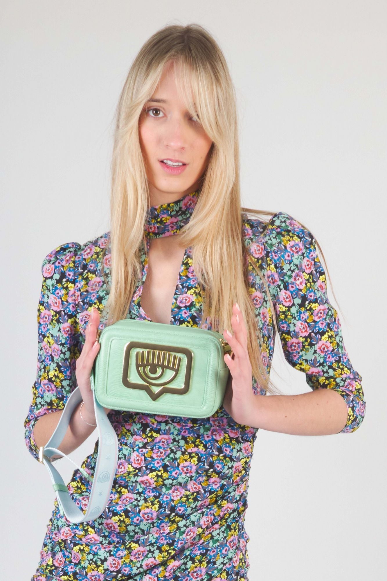 CHIARA FERRAGNI 74SB4BB5 ZS732 en color VERDE (2)