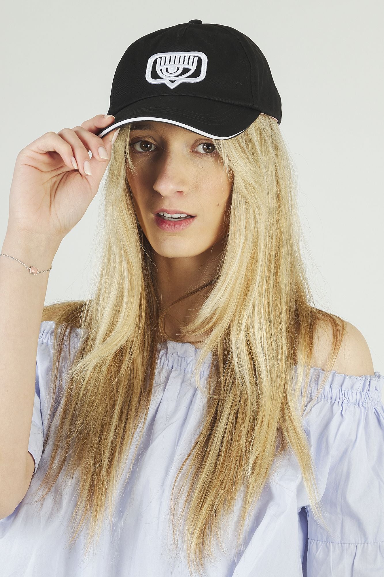 CHIARA FERRAGNI 74SBZK12 ZG139 en color NEGRO (2)