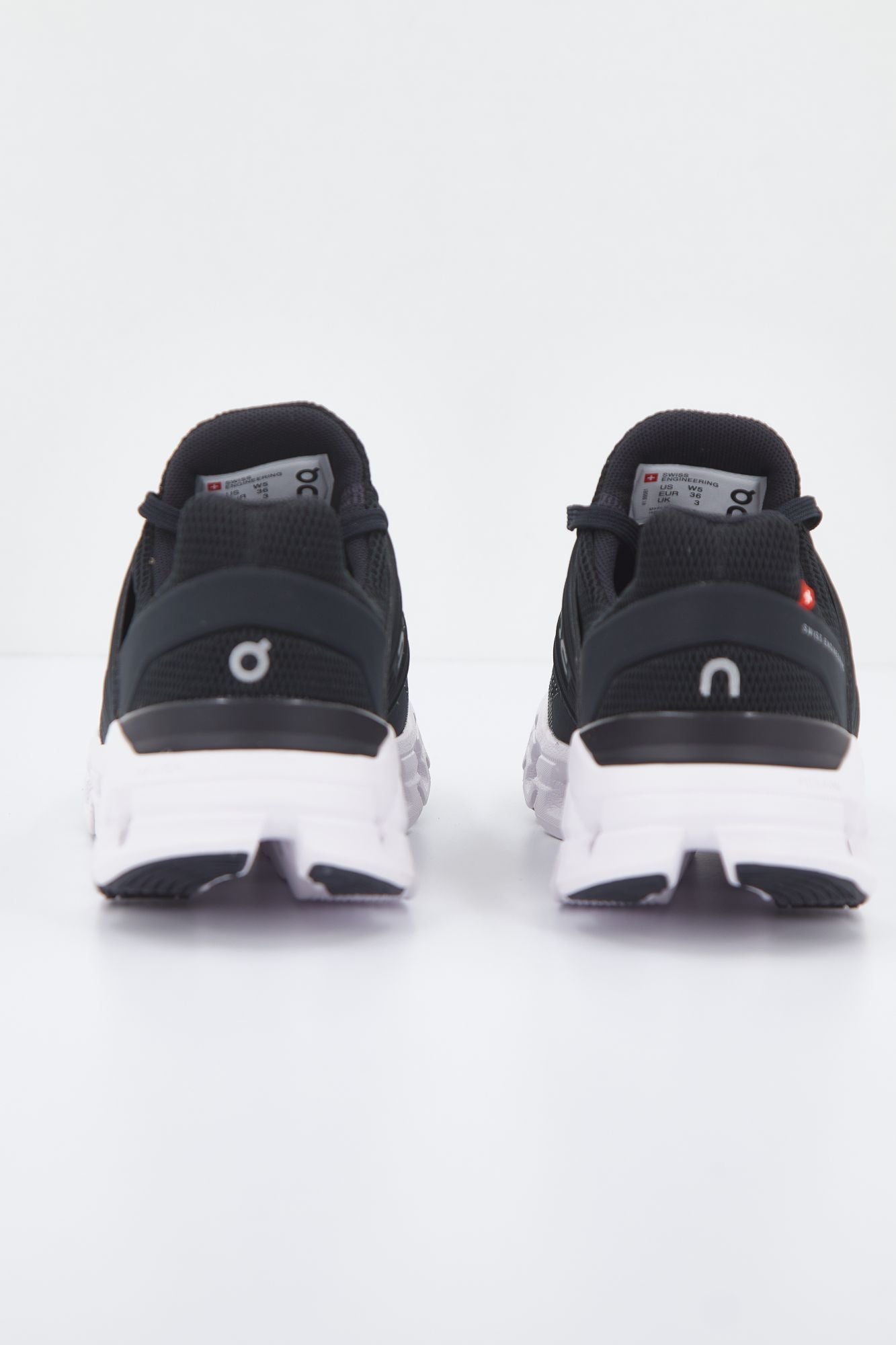 ON RUNNING CLOUDSWIFT en color NEGRO (3)