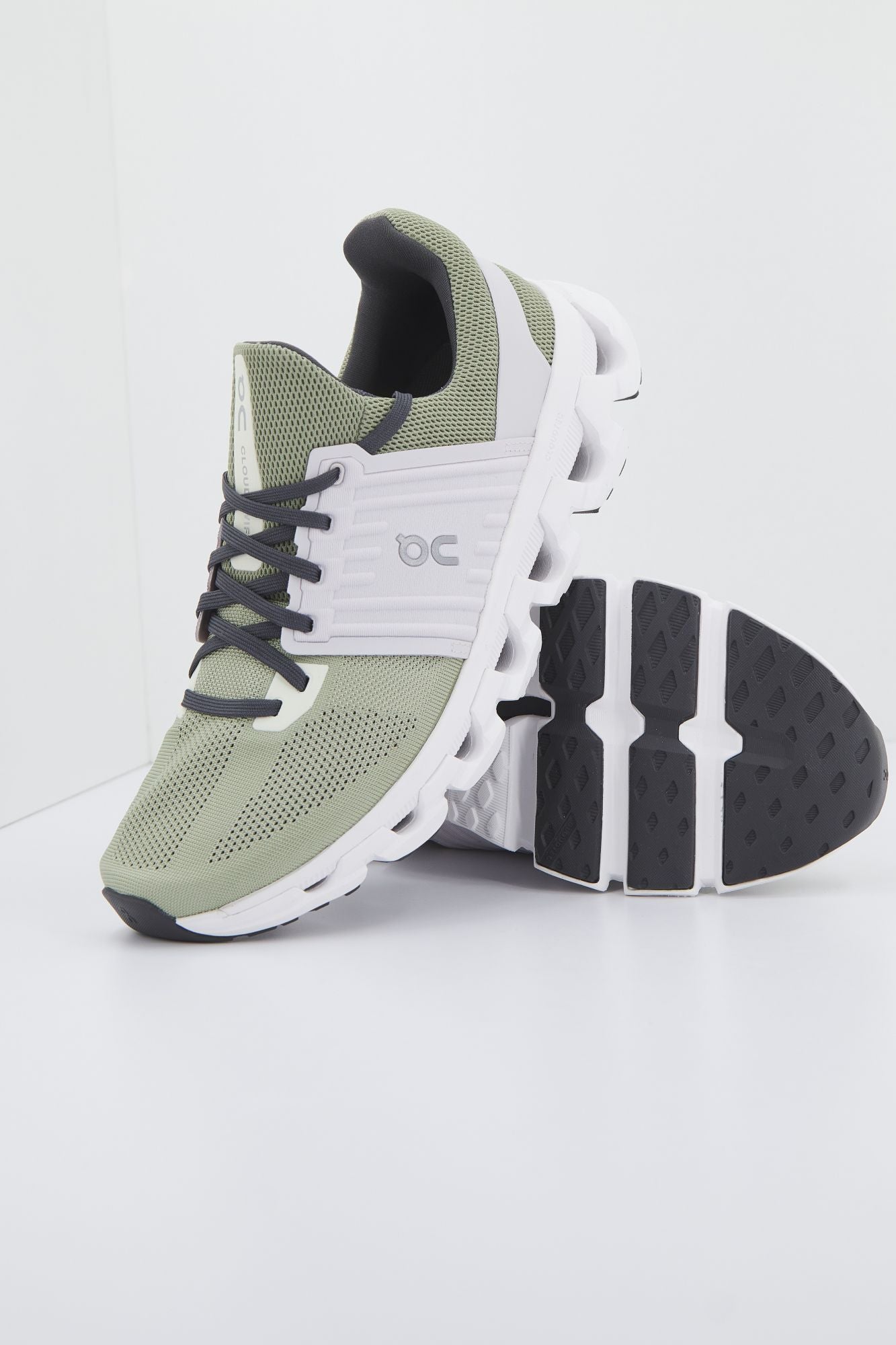 ON RUNNING CLOUDSWIFT 3 AD en color VERDE (4)