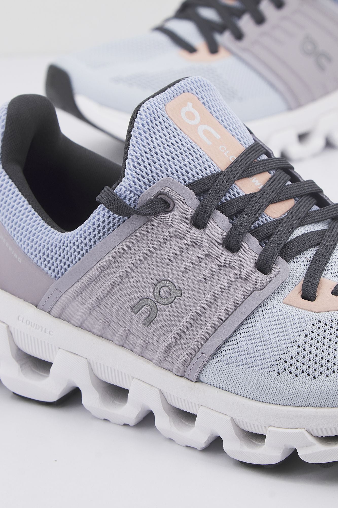 ON RUNNING CLOUDSWIFT 3 AD en color AZUL (4)