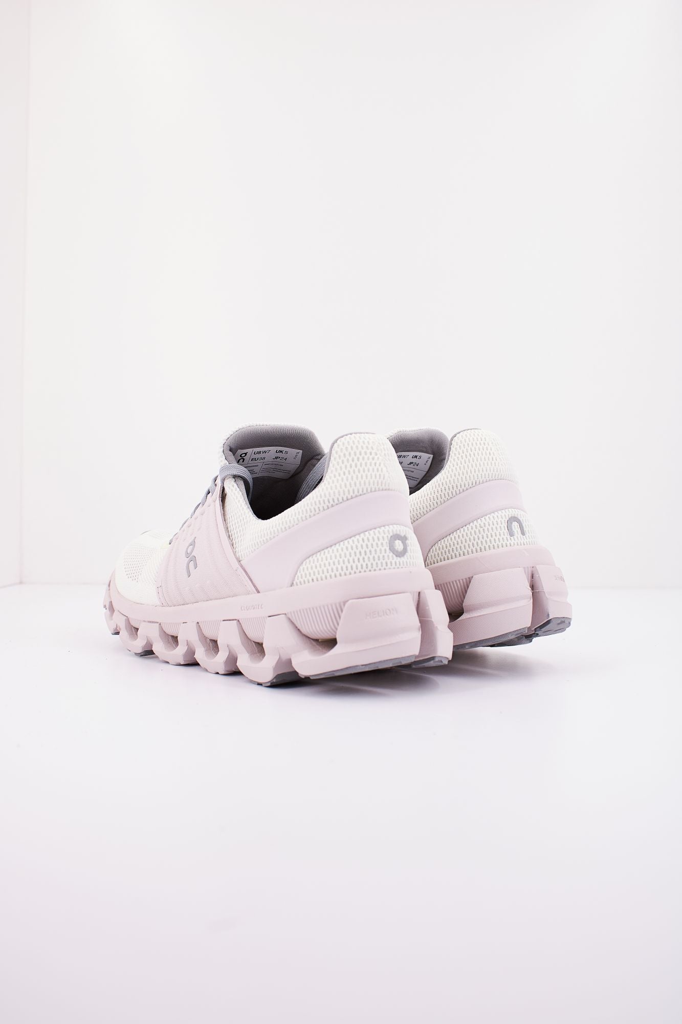 ON RUNNING CLOUDSWIFT 3 AD en color ROSA (3)