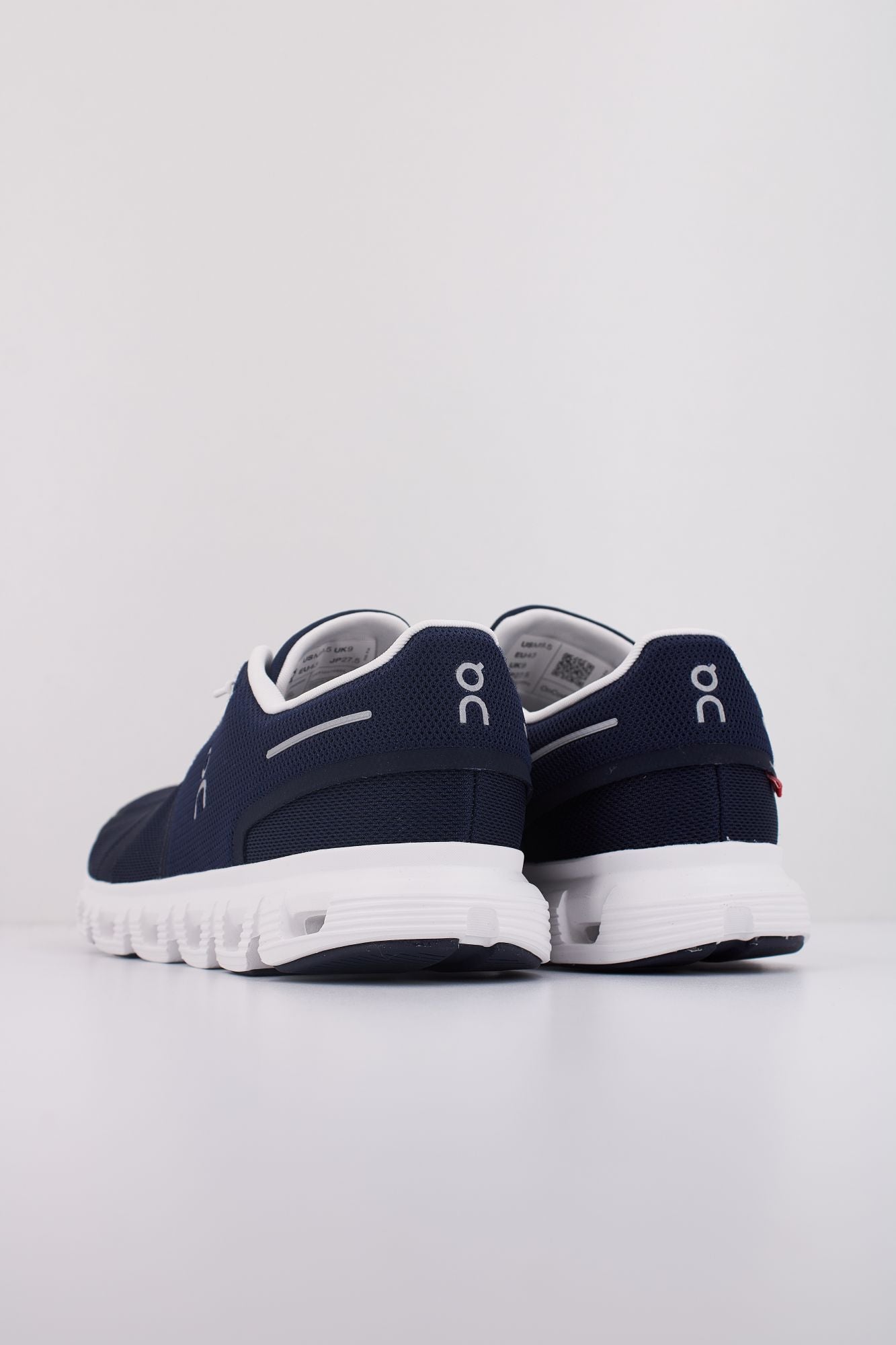 ON RUNNING CLOUD 6 en color AZUL (4)