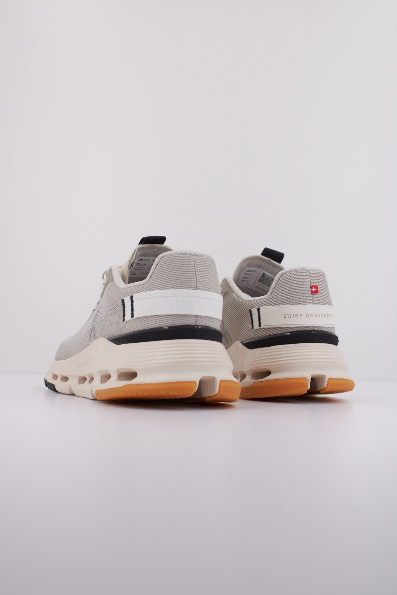 ON RUNNING CLOUDNOVA FORM 2 en color MARRON (4)