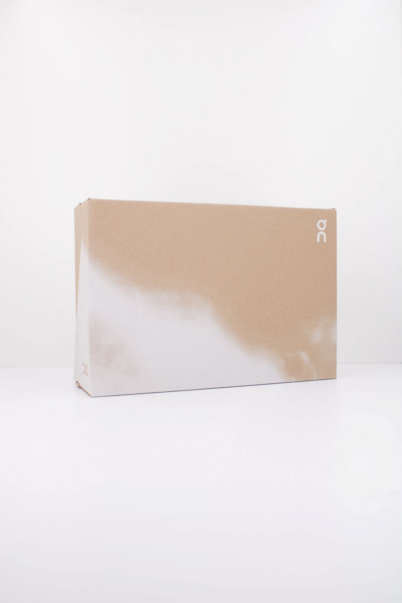 ON RUNNING CLOUD 6 en color GRIS (6)