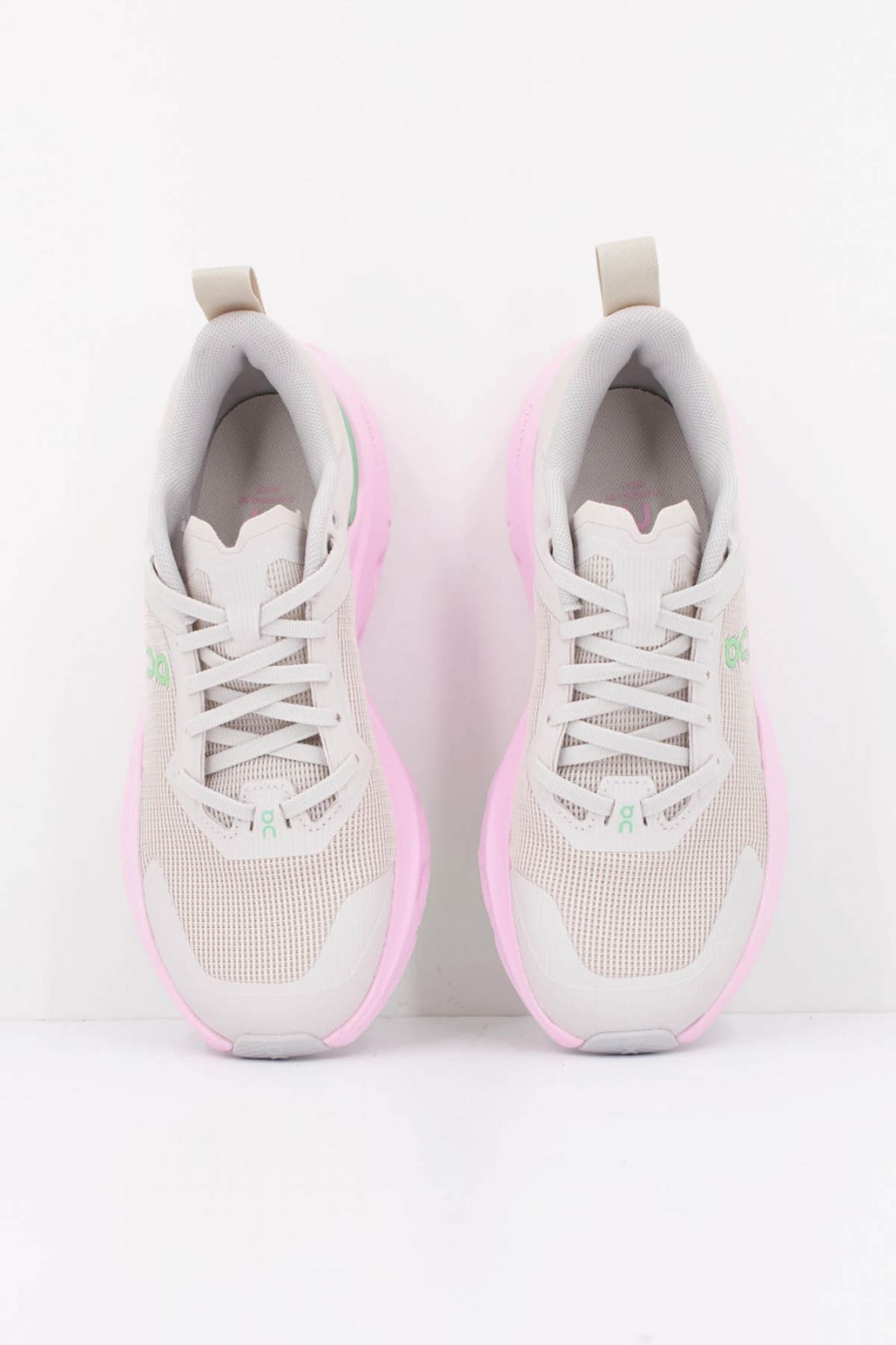 ON RUNNING CLOUDPULSE NEXT en color ROSA (3)