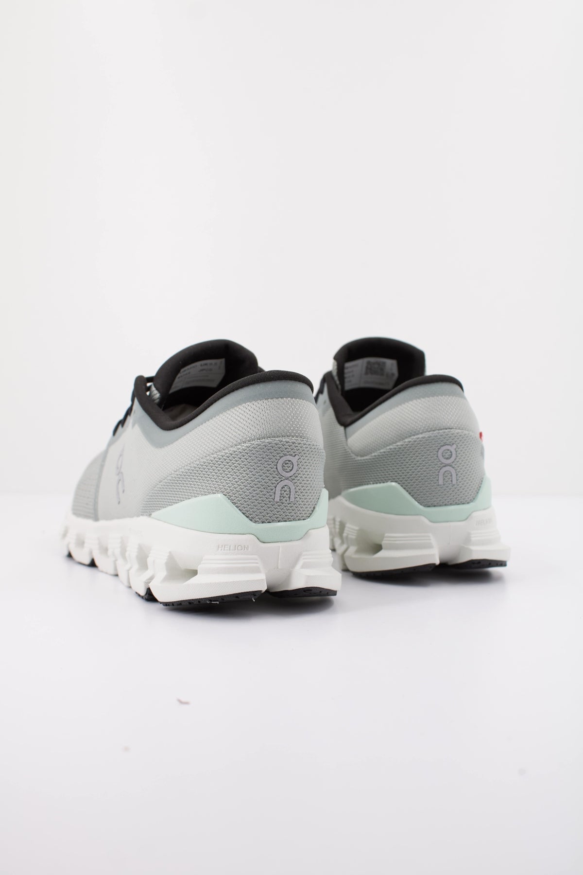 ON RUNNING CLOUD X 4 M en color VERDE (4)