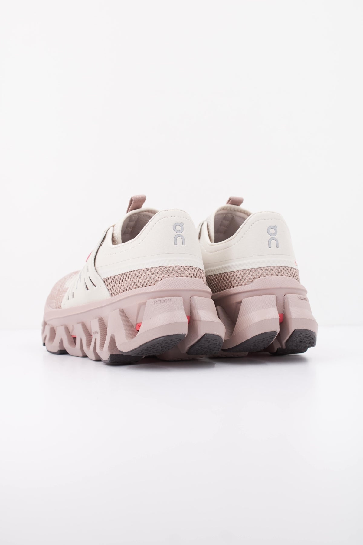 ON RUNNING CLOUDSWIFT AMP 1 en color MULTICOLOR (4)