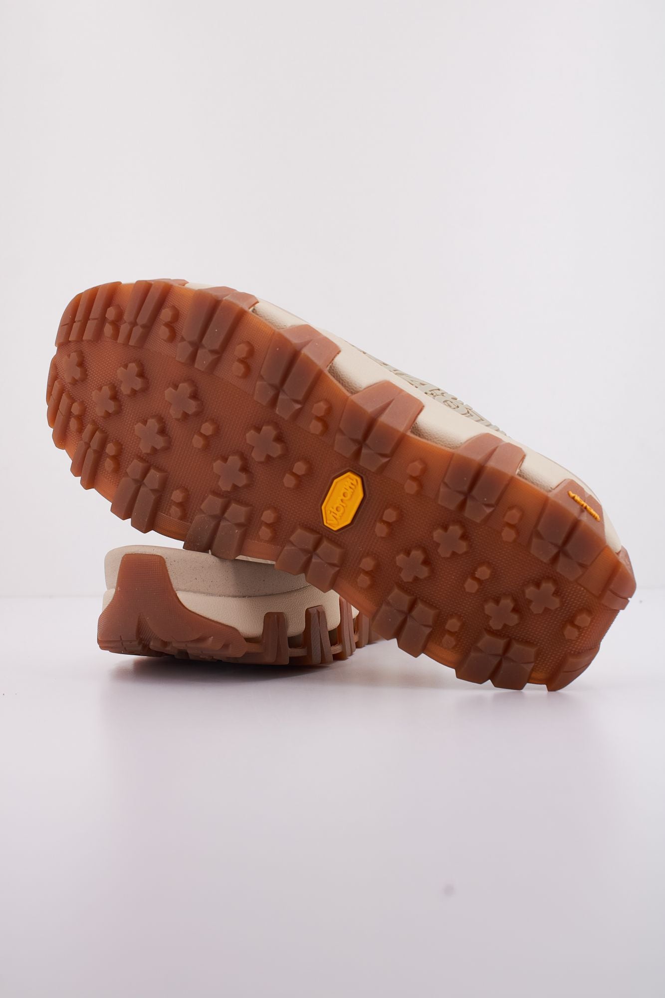 P448 BONDIW en color BEIS (5)