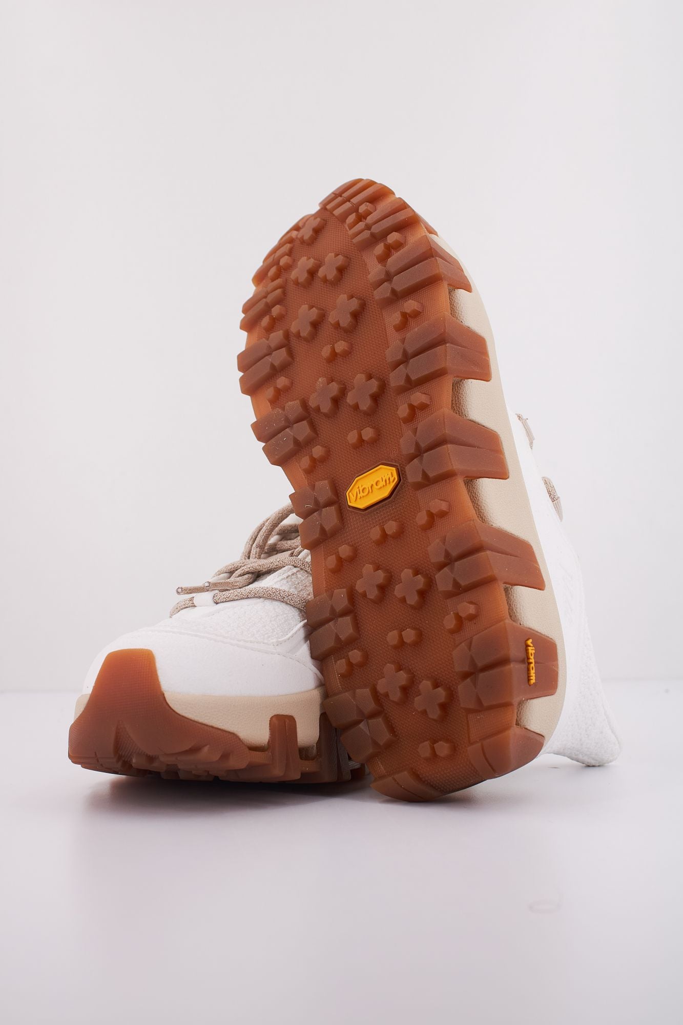 P448 MONALEAW en color BLANCO (5)