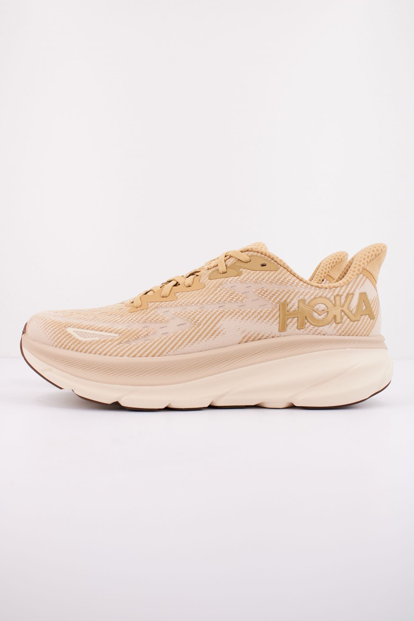 HOKA M CLIFTON 9 en color MARRON (1)