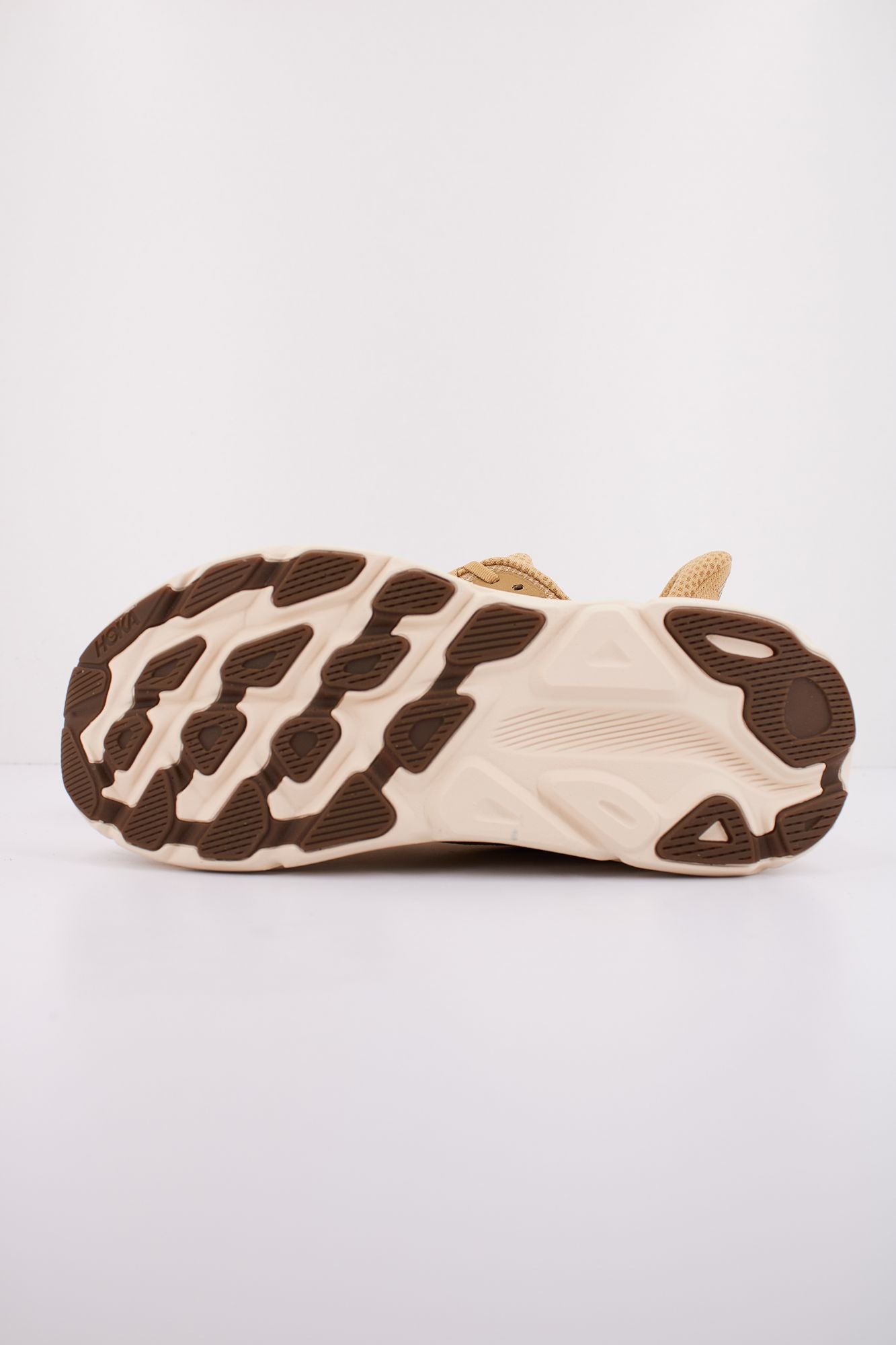 HOKA M CLIFTON 9 en color MARRON (4)