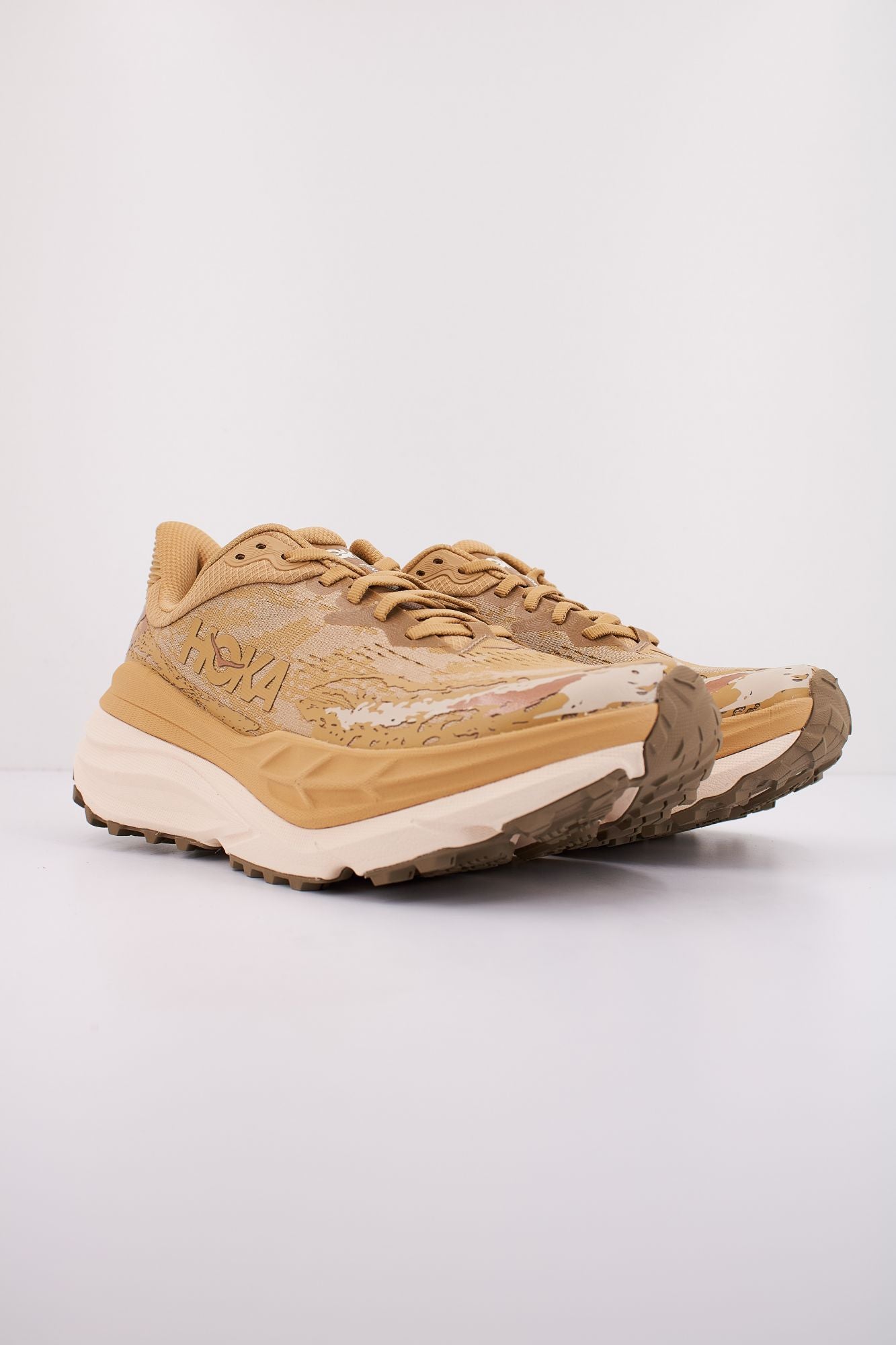 HOKA STINSON 7 en color MARRON (2)