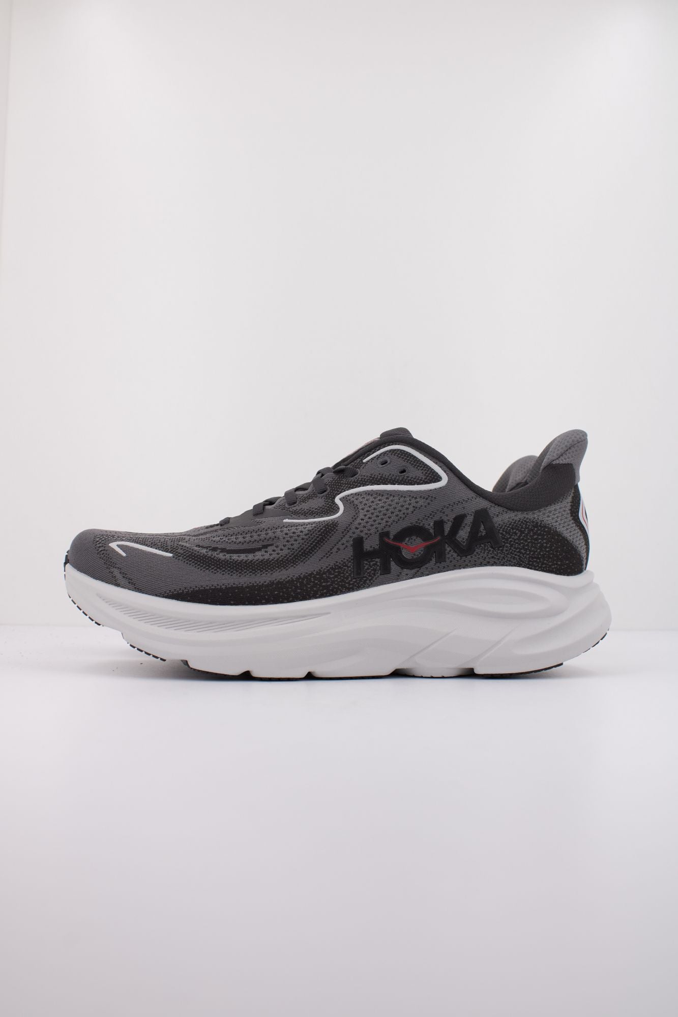 HOKA CLIFTON 10 en color GRIS (1)