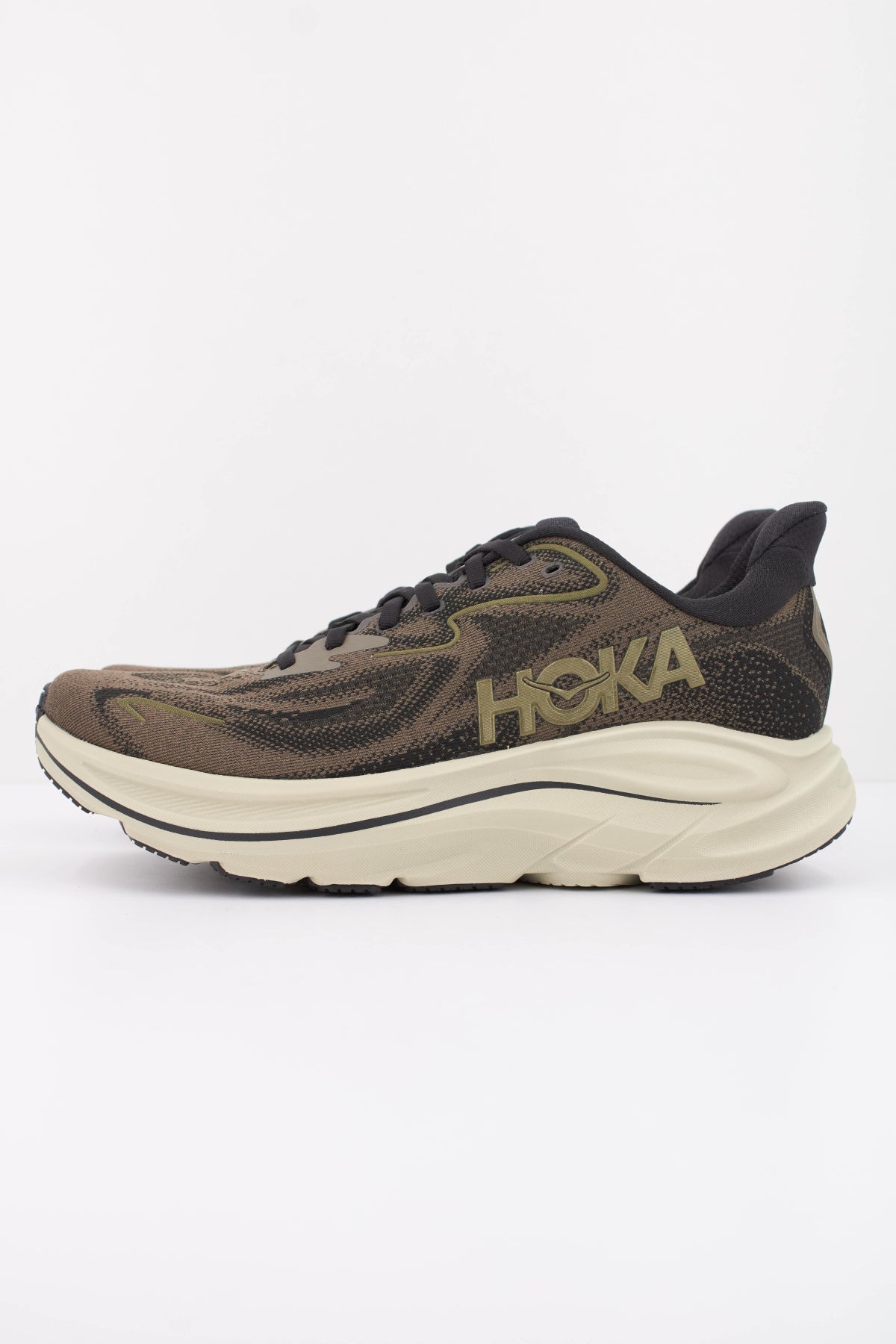 HOKA CLIFTON 10 en color MARRON (1)