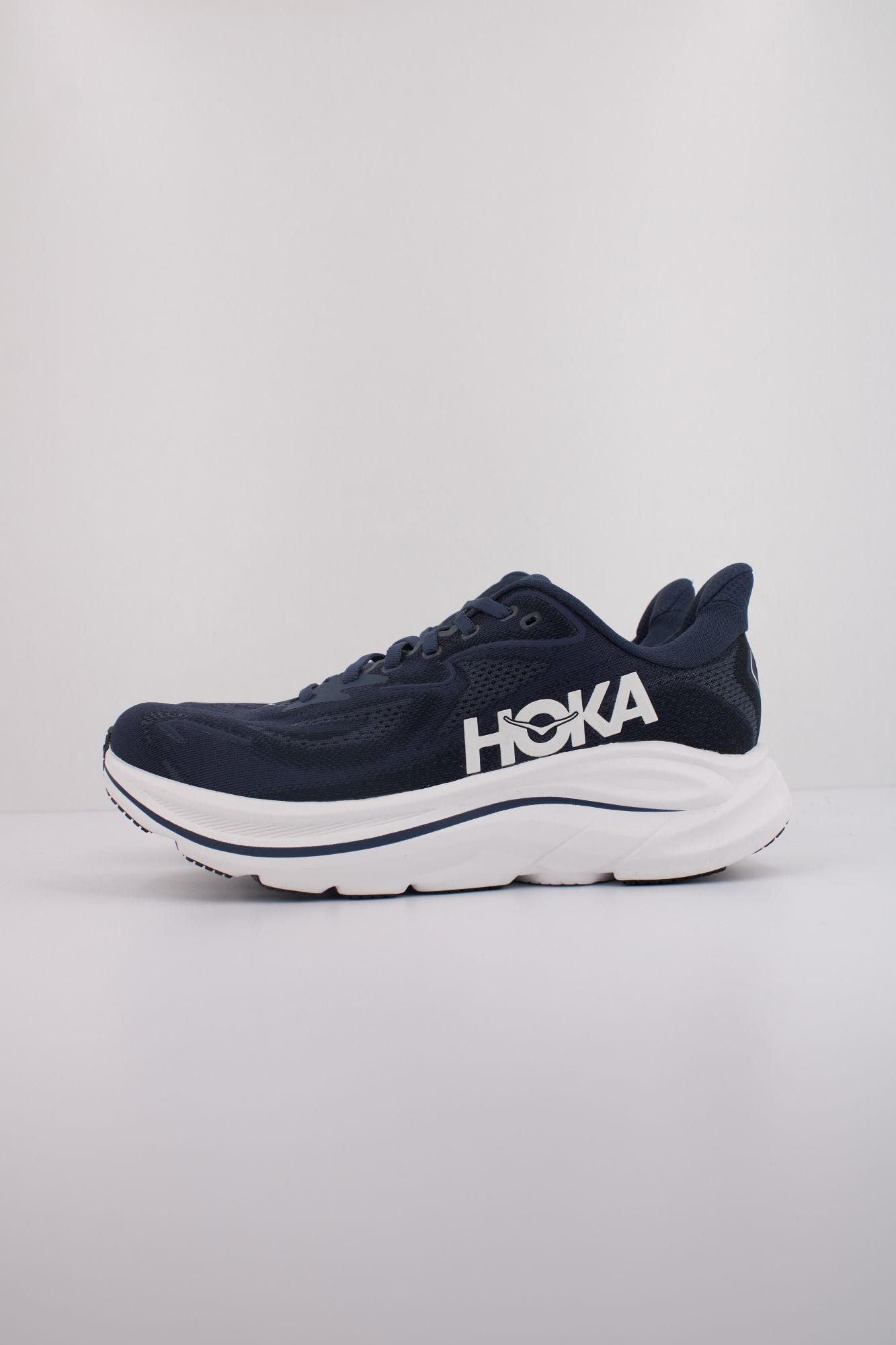 HOKA CLIFTON 10 en color AZUL (1)