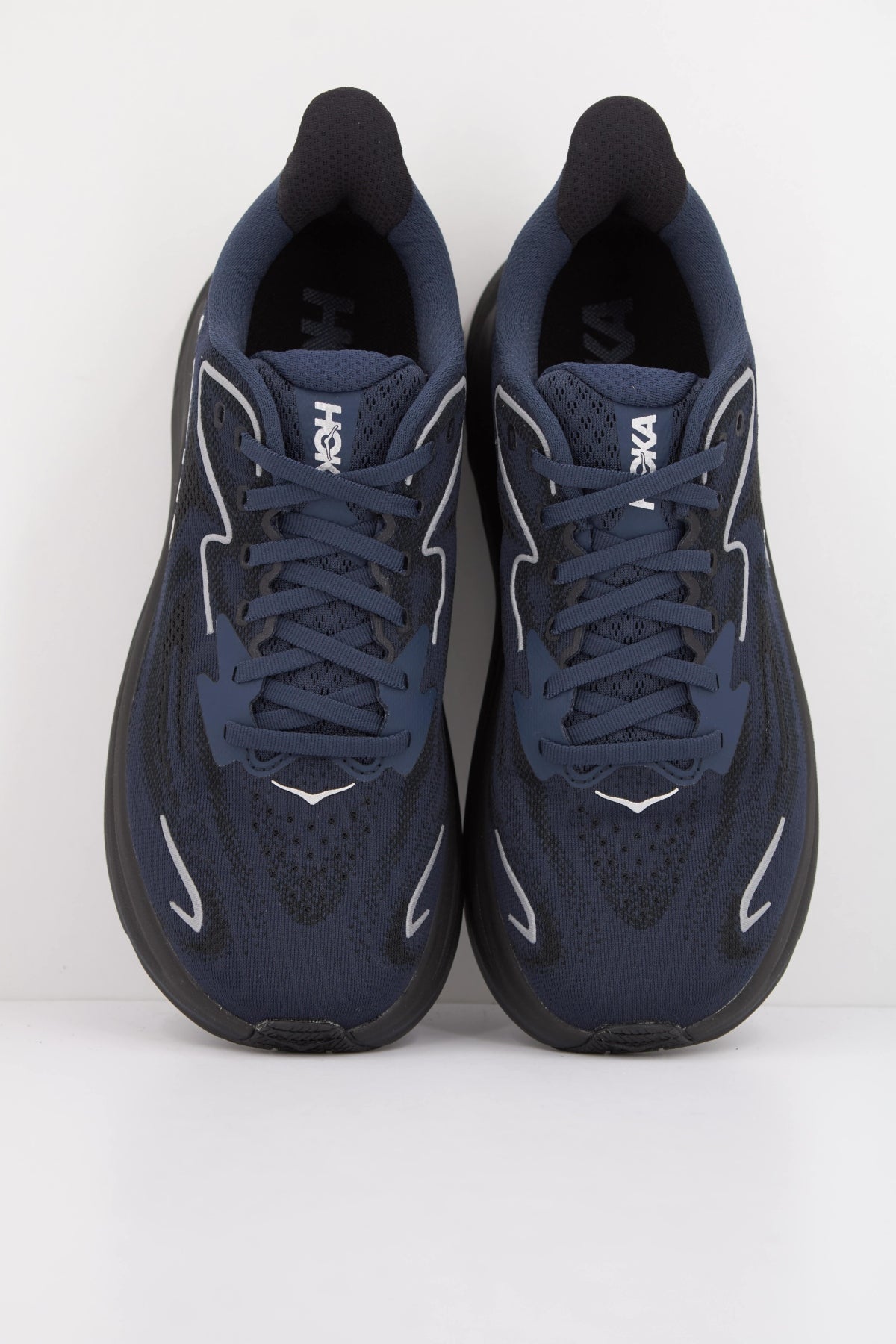 HOKA CLIFTON 10 en color AZUL (3)