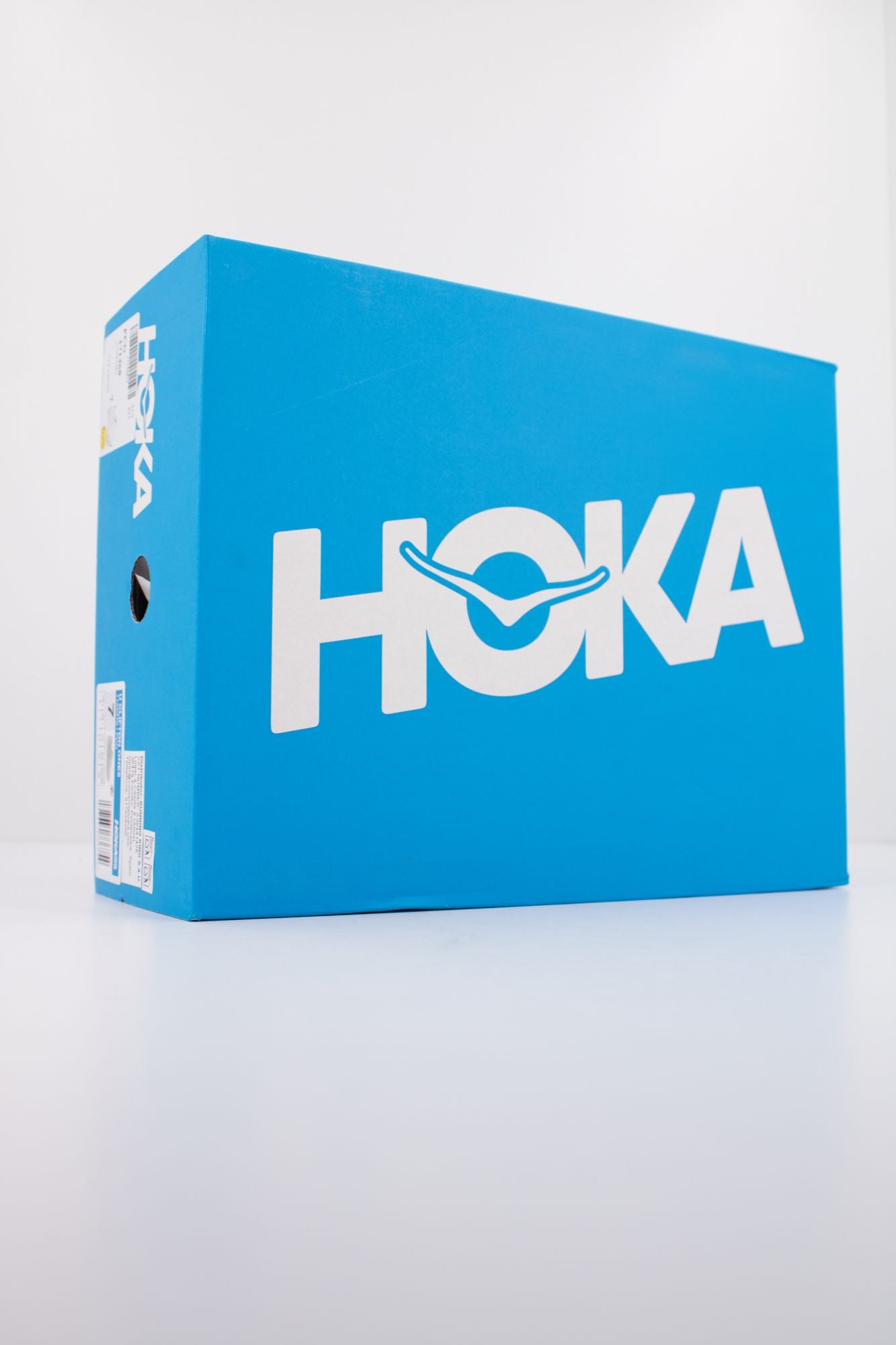 HOKA U CLIFTON ONE9 en color BLANCO (6)