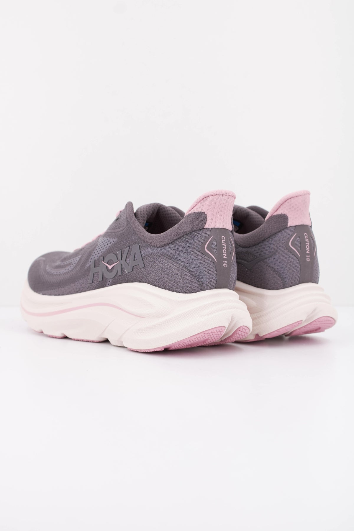 HOKA W CLIFTON 10 en color GRIS (4)