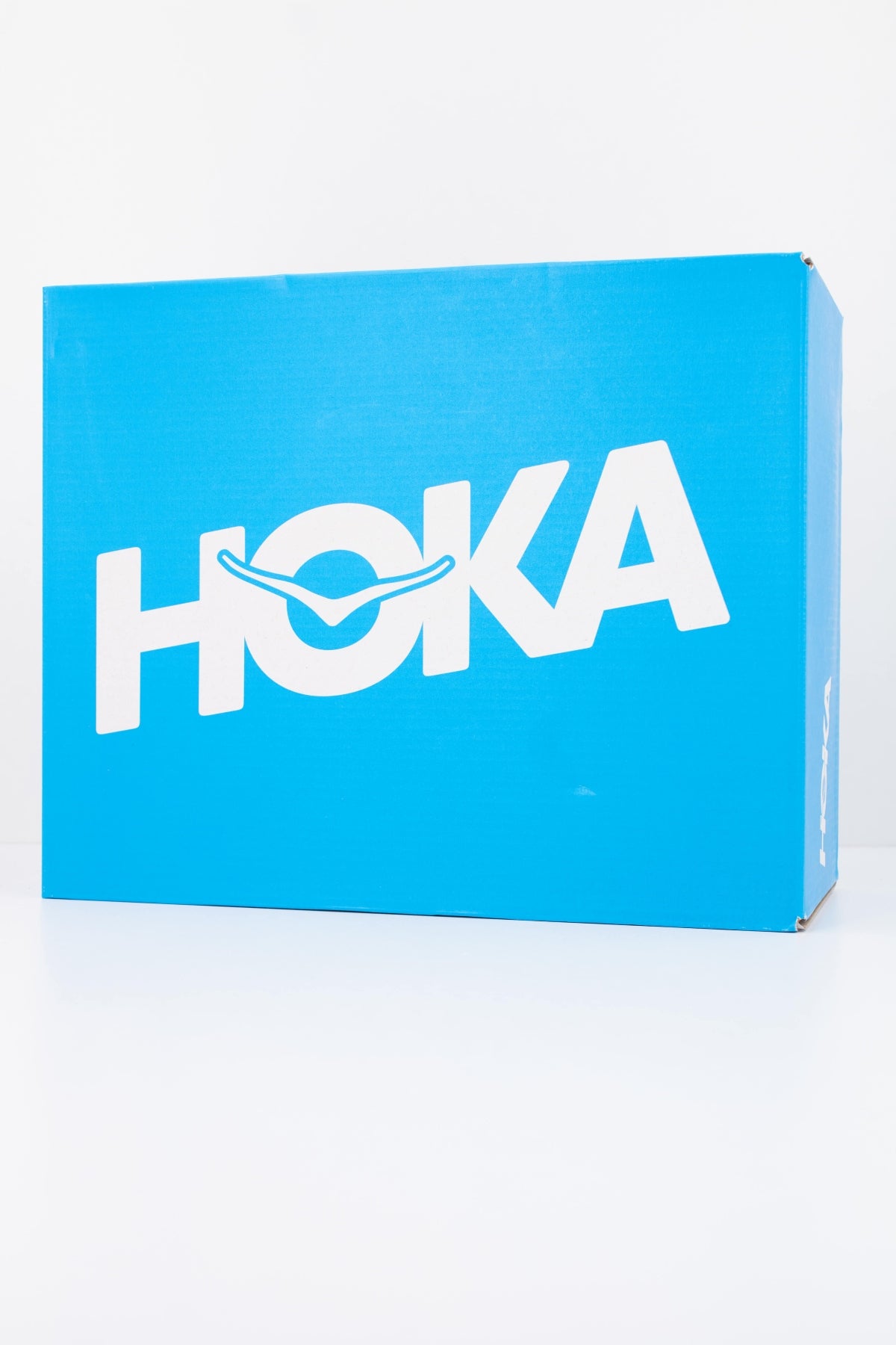 HOKA W CLIFTON 10 en color GRIS (6)